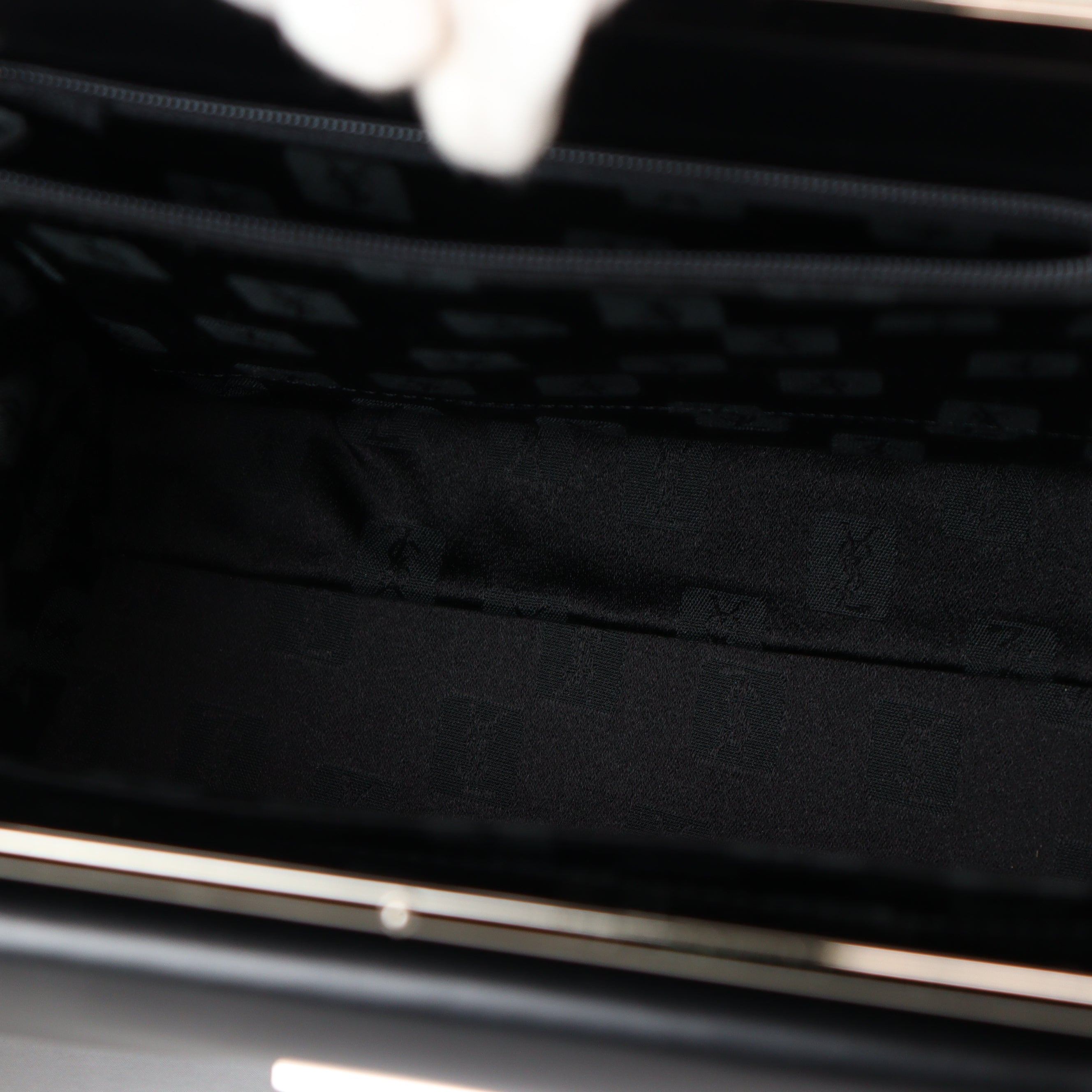 YVES SAINT LAURENT ハンドバッグ