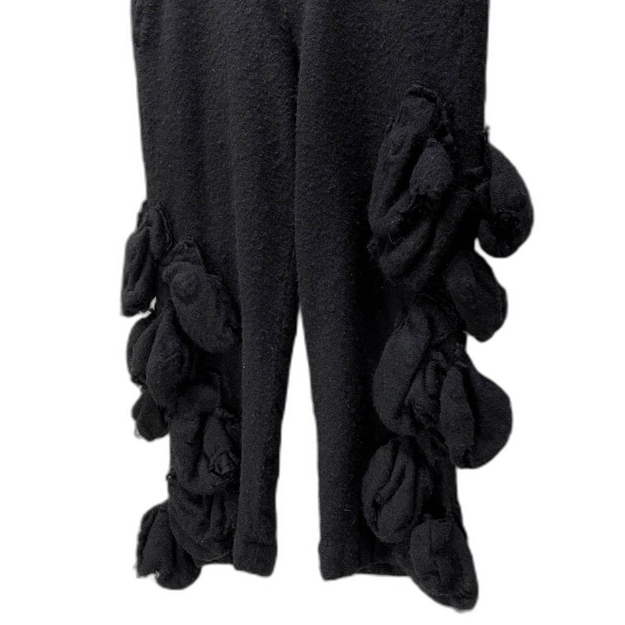 COMME des GARCONS 17AW 圧縮ウールサイド装飾テーパードパンツ ボトムス 縮絨 Archive シルエットの未来 The future of silhouette コムデギャルソン レディース