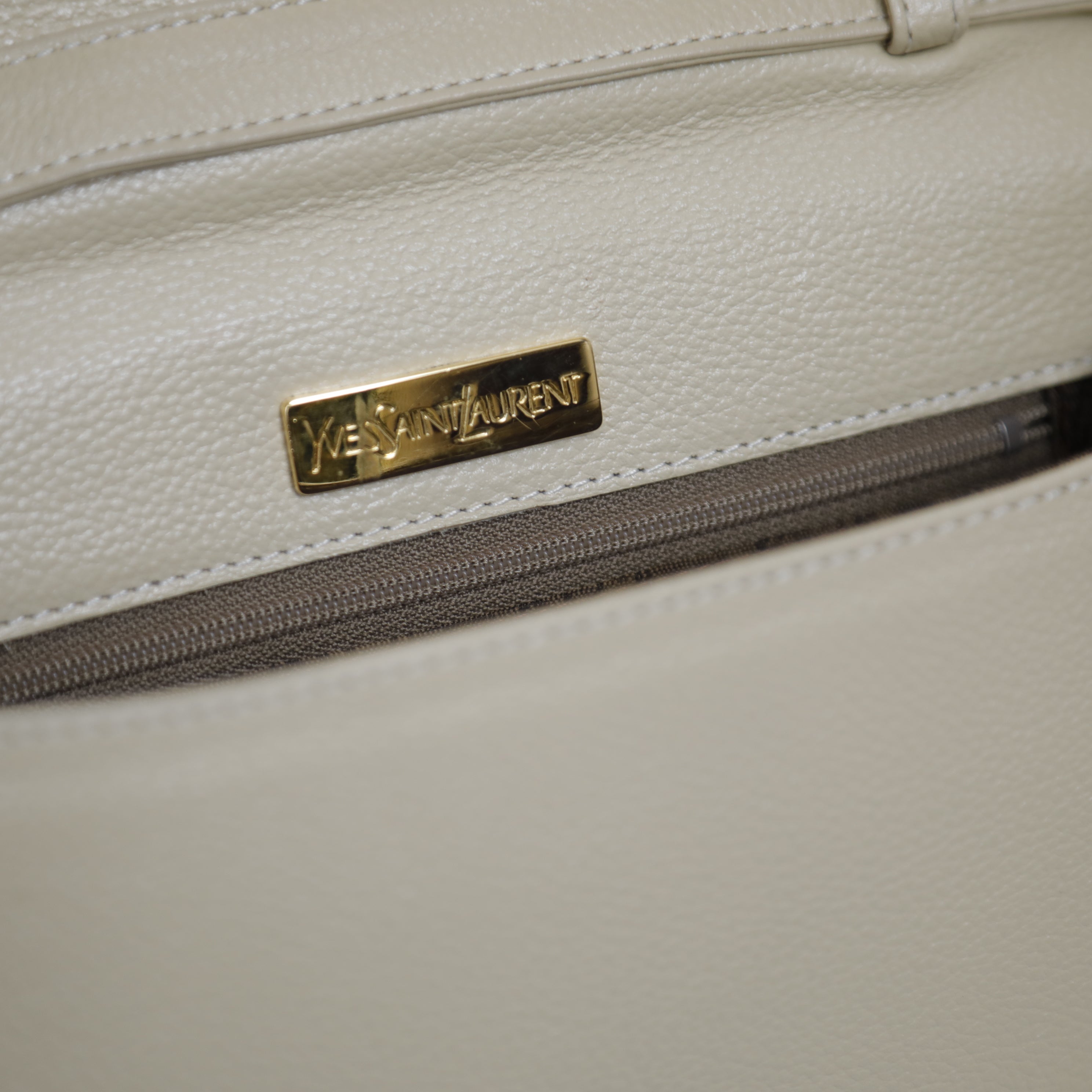 YVES SAINT LAURENT ショルダーバッグ