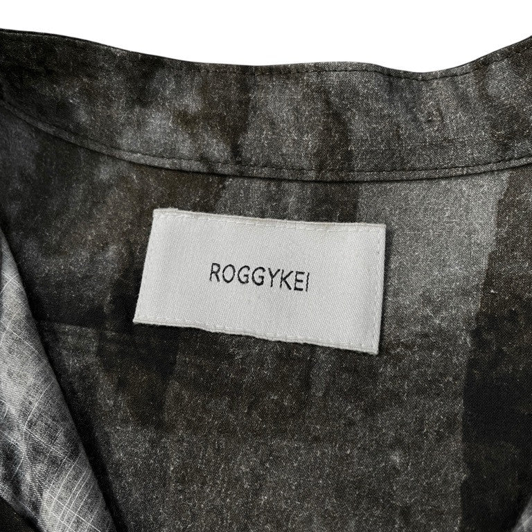 ROGGYKEI グラフィックプリントカットオフバンドカラーシャツ ブラウス トップス ノーカラー ロギーケイ メンズ レディース ユニセックス