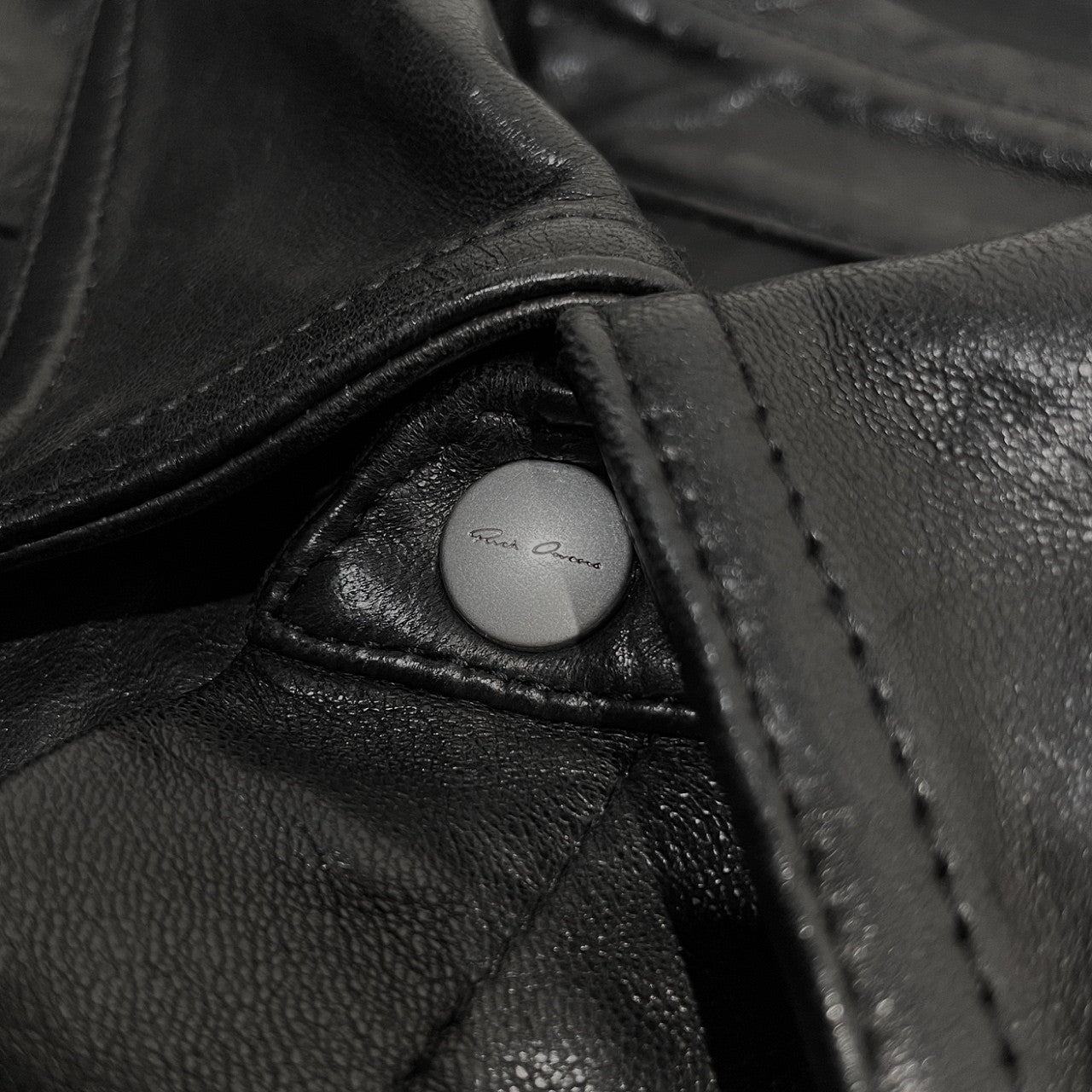 Rick Owens 24AW ALICE STROBE LEATHER LNV ラムレザーフライフロントショートトラッカージャケット ブルゾン コート アウター 定価378,400円 RU02D6743-LNV リックオウエンス メンズ