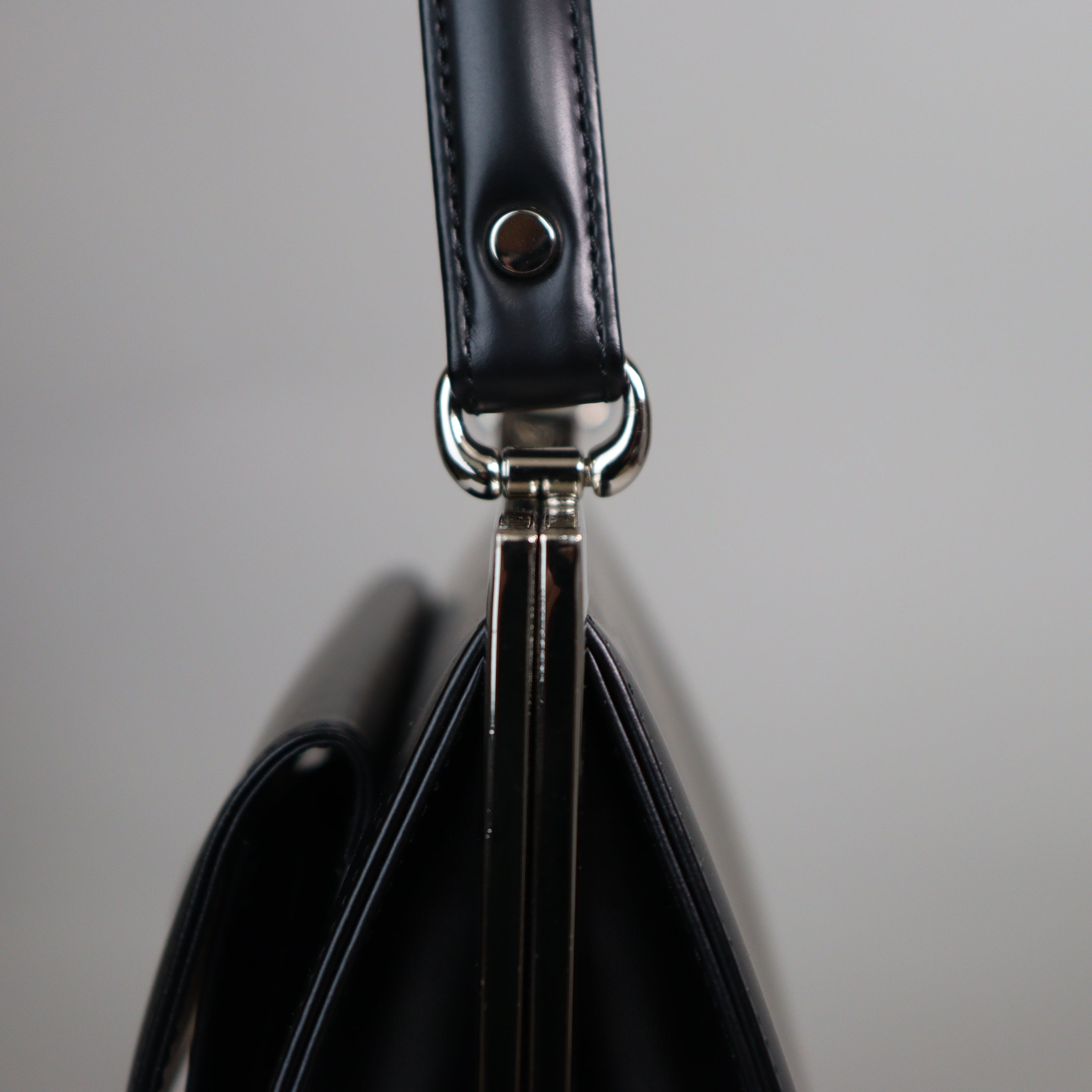 YVES SAINT LAURENT ハンドバッグ