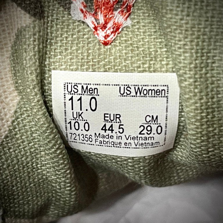 Nigel Cabourn × VANS VAULT 21AW OG AUTHENTIC LX - ARMY GREEN CAMO 迷彩柄ステッチ刺繍オーセンティック ローカットスニーカー シューズ 靴 クツ VN0A4BV99RB ナイジェルケーボン ヴァンズ バンズ ボルト メンズ