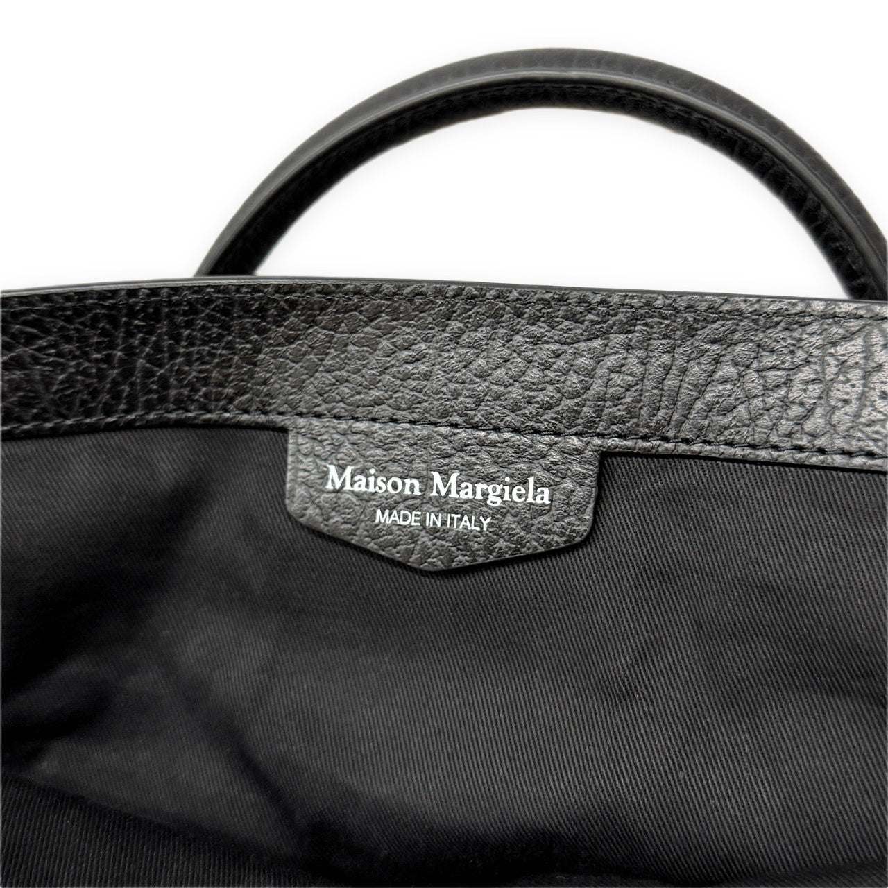 Maison Margiela 11 5AC Daily Vertical 2WAY トート ショルダー レザーバッグ 鞄 カバン ロゴ SB1WA0004 P4348 T8013 定価335,500円 未使用 メゾンマルジェラ メンズ レディース ユニセックス
