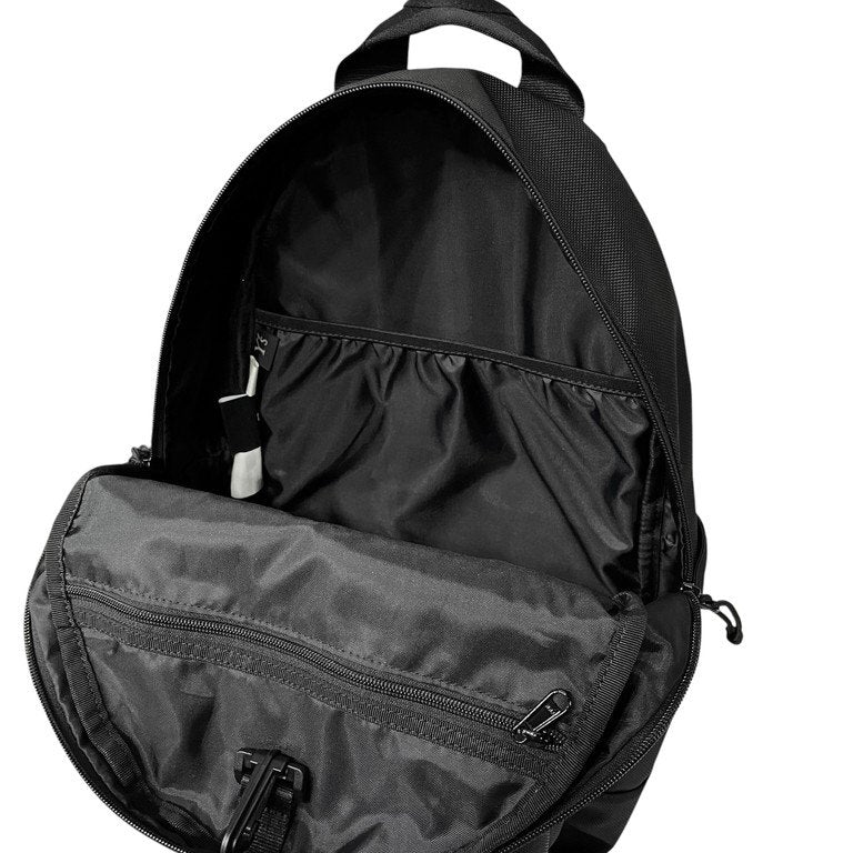 Y's × New Era 24SS LIGHT PACK SMALL ライトパック スモール 18L メタルロゴプレートリュックサック バックパック バッグ 鞄 カバン Yohji Yamamoto ワイズ ヨウジヤマモト ニューエラ メンズ レディース ユニセックス
