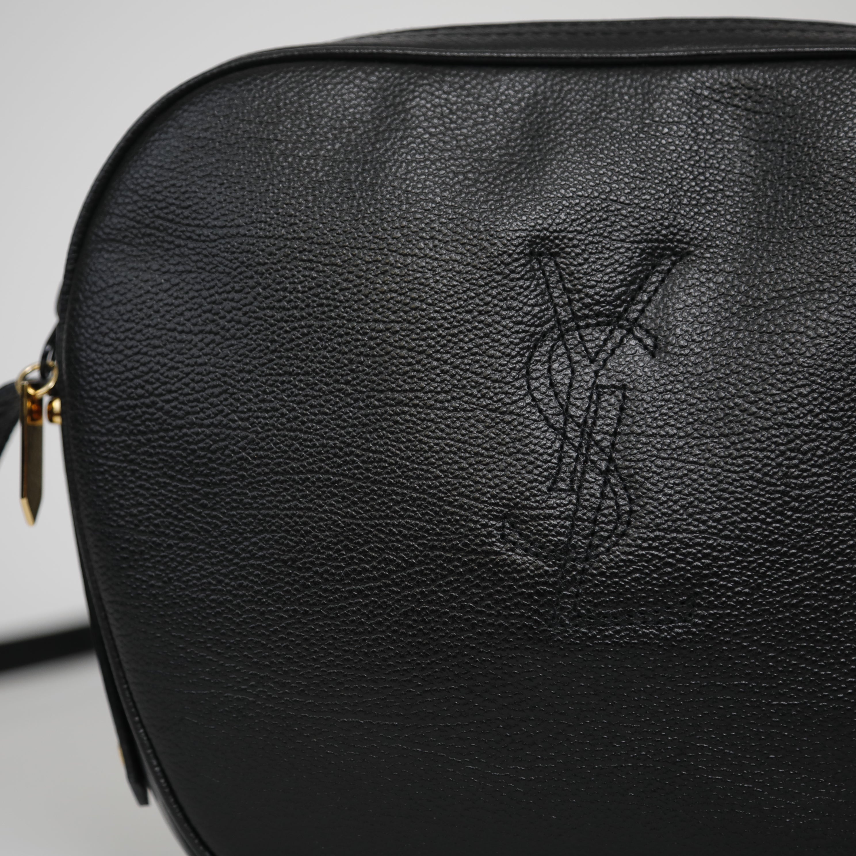 YVES SAINT LAURENT ショルダーバッグ