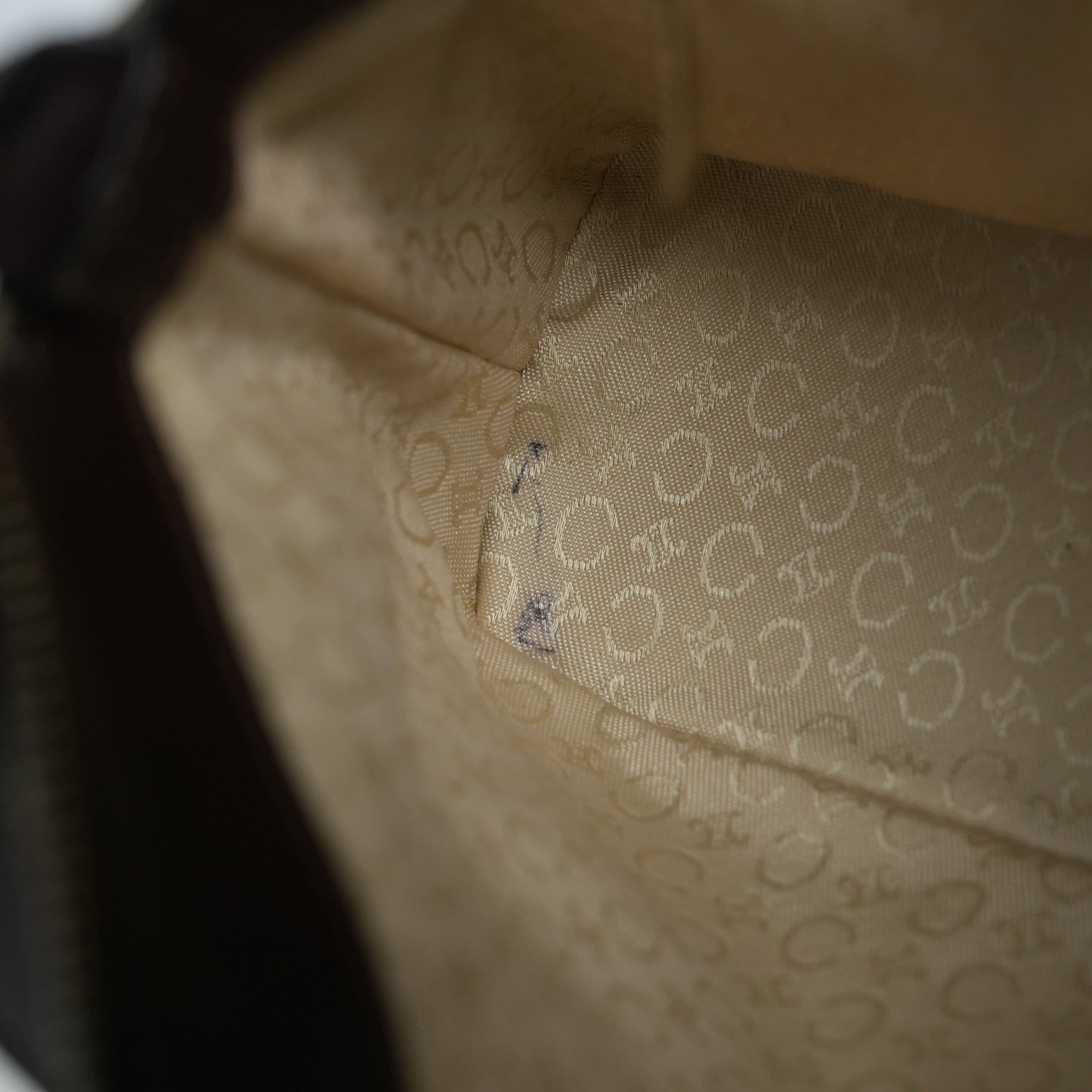 CELINE Cマカダム ショルダーバッグ