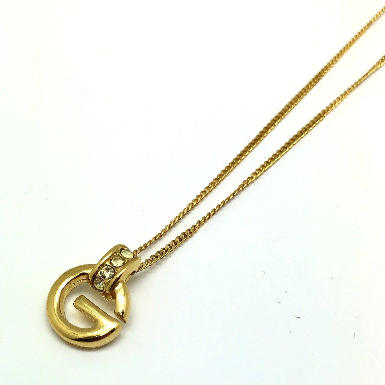 GIVENCHY ラインストーン ロゴネックレス