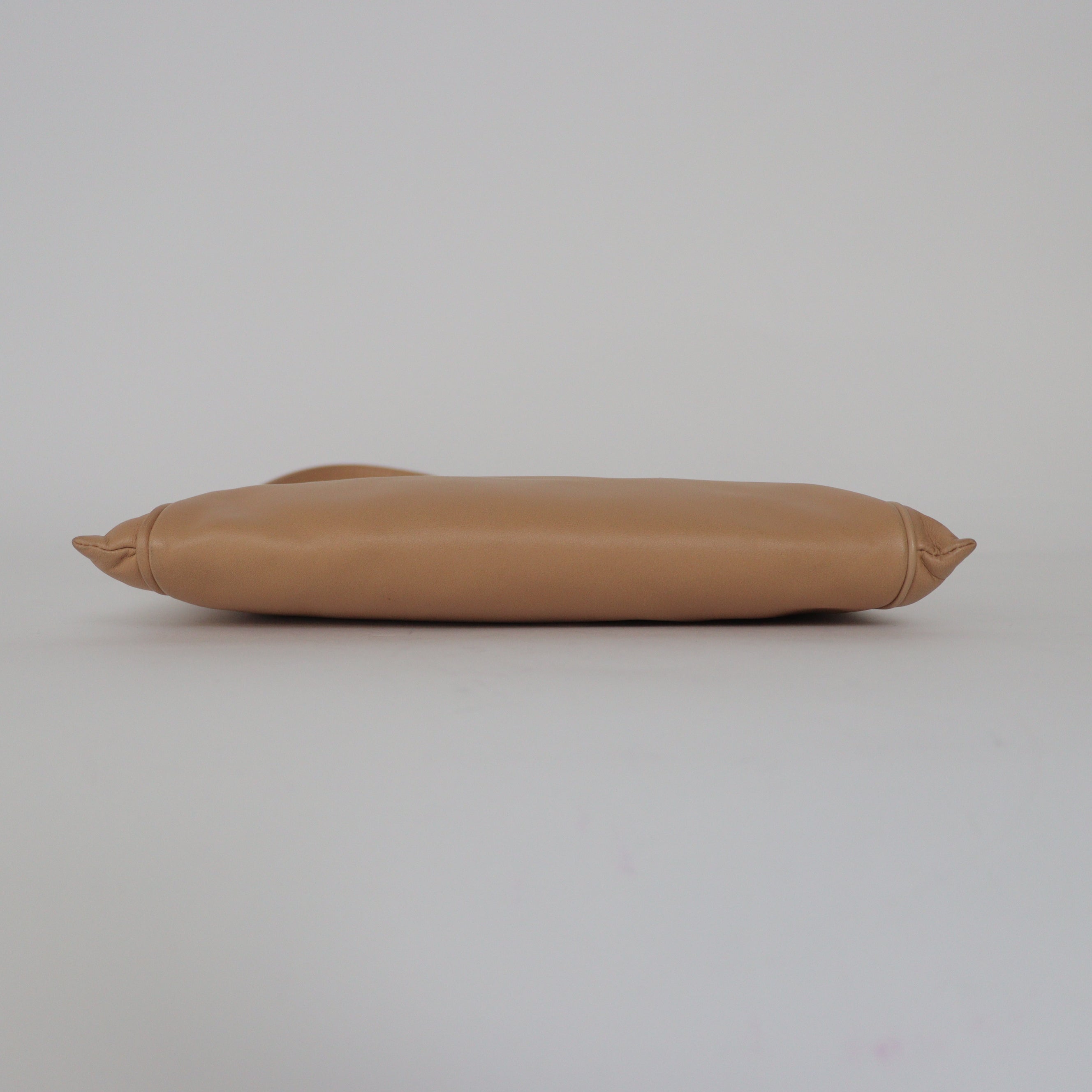 LOEWE レザー ショルダーバッグ