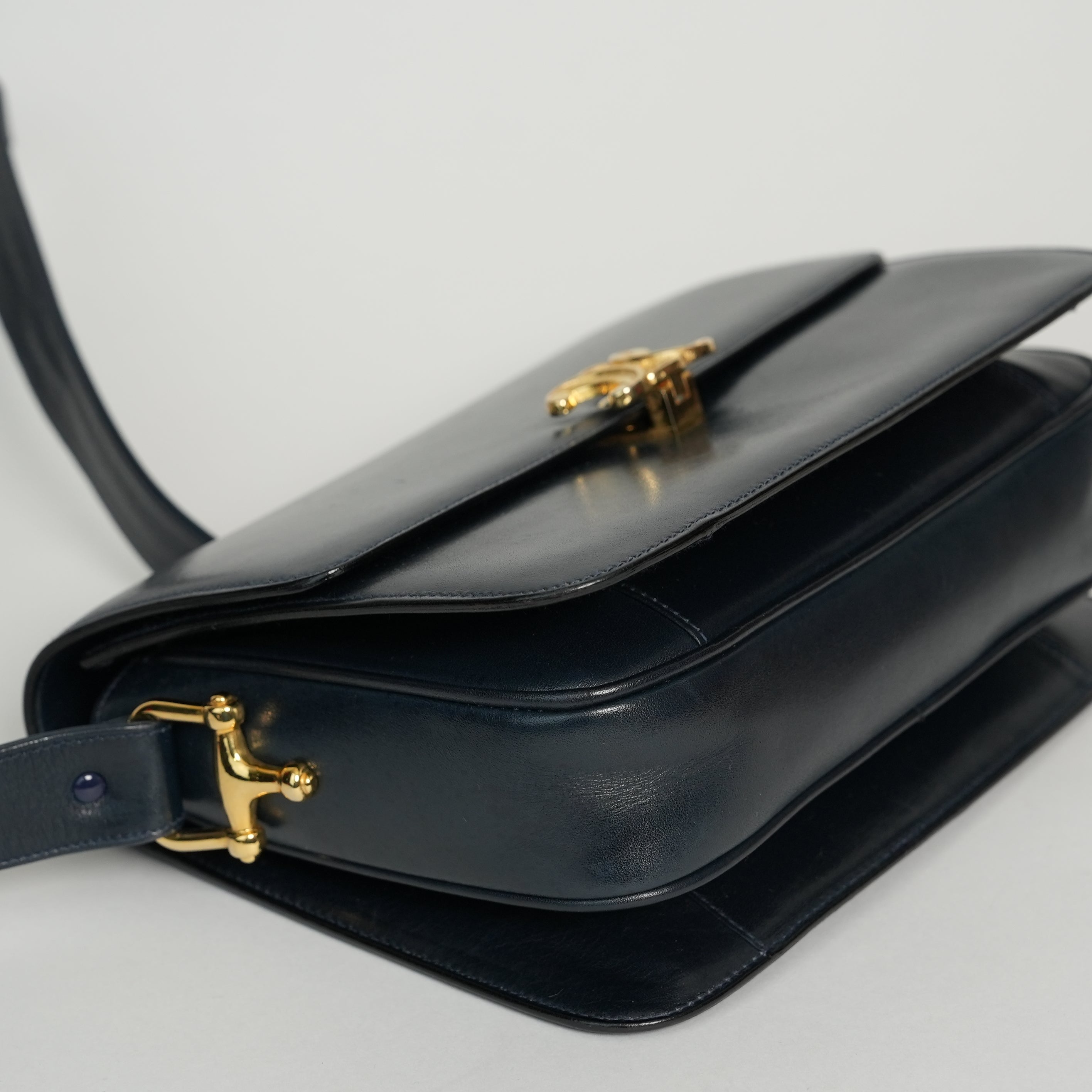 CELINE トリオンフ ショルダーバッグ