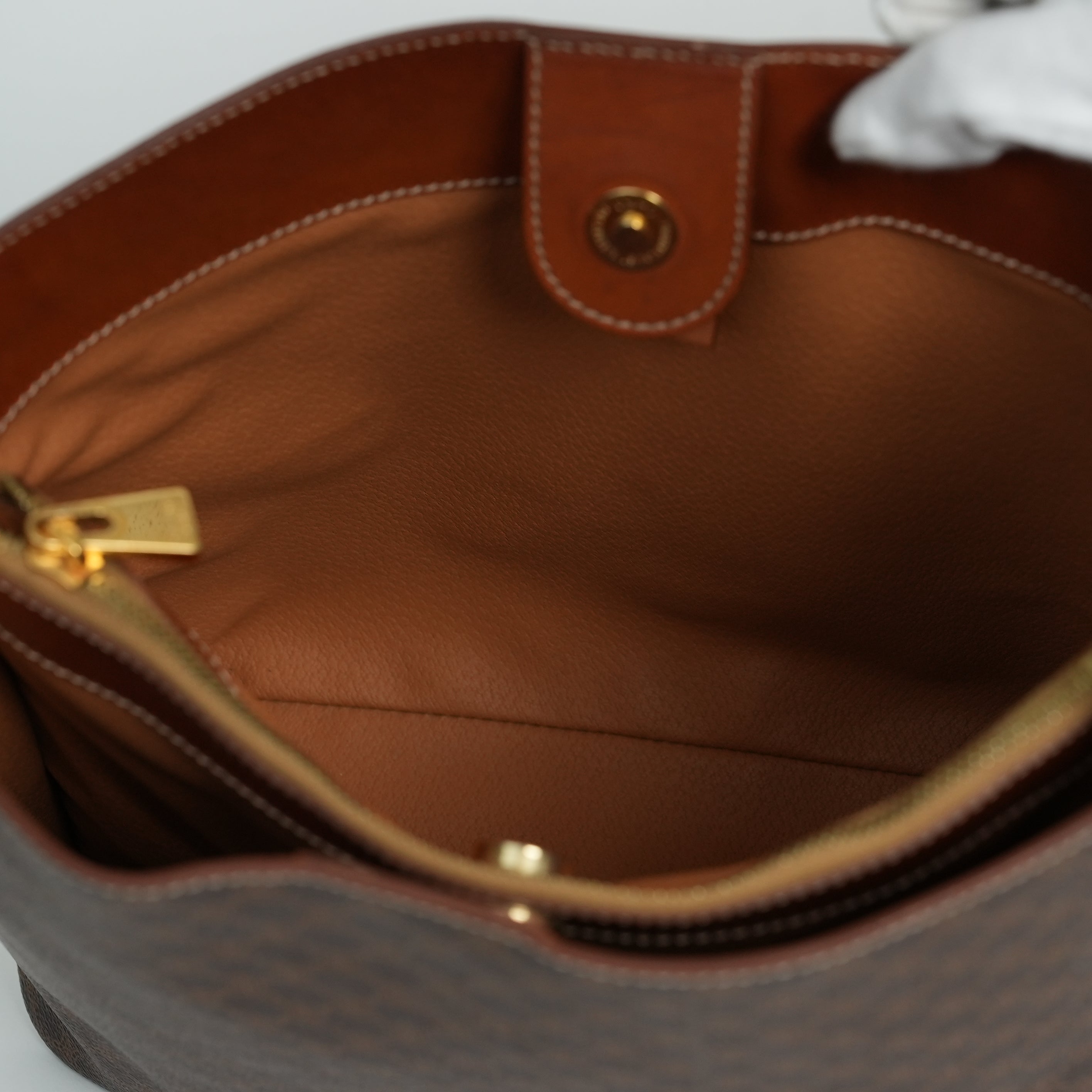 CELINE サークルロゴ ワンショルダー