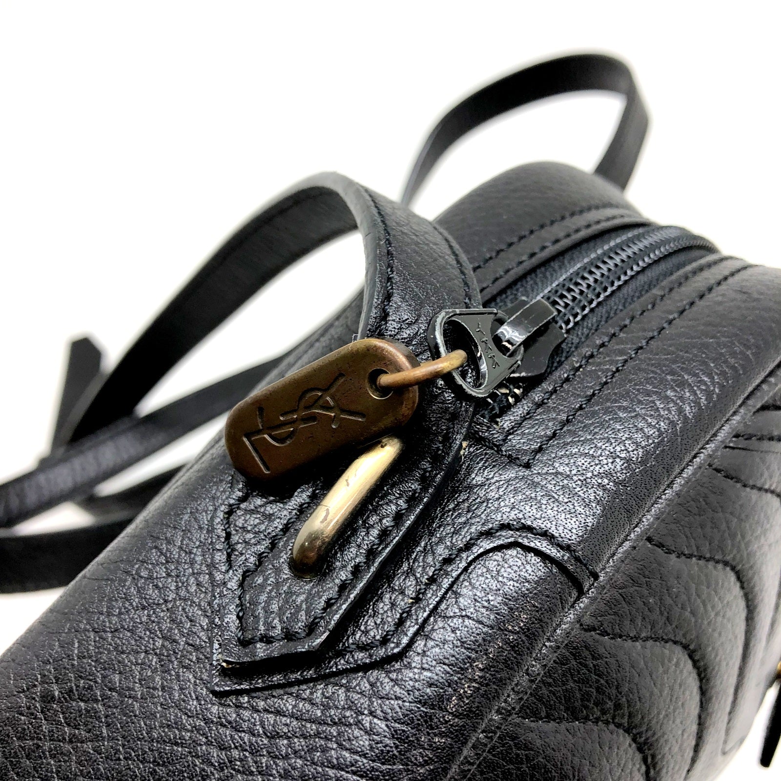 YVES SAINT LAURENT ショルダーバッグ