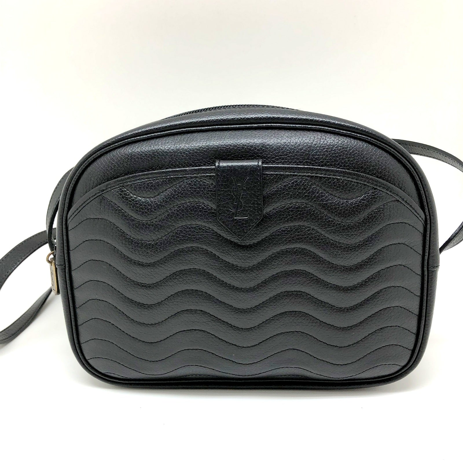 YVES SAINT LAURENT ショルダーバッグ