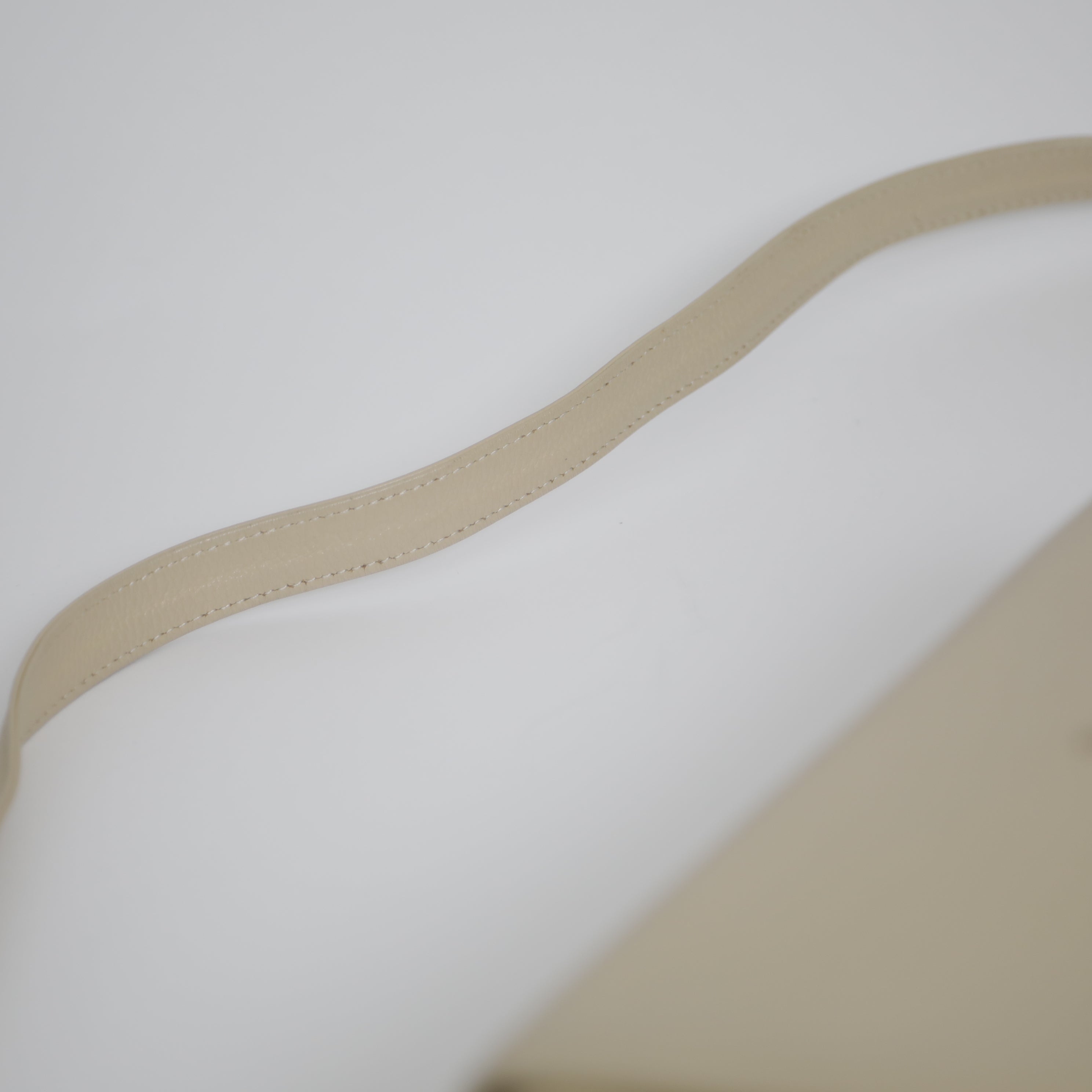 YVES SAINT LAURENT ショルダーバッグ