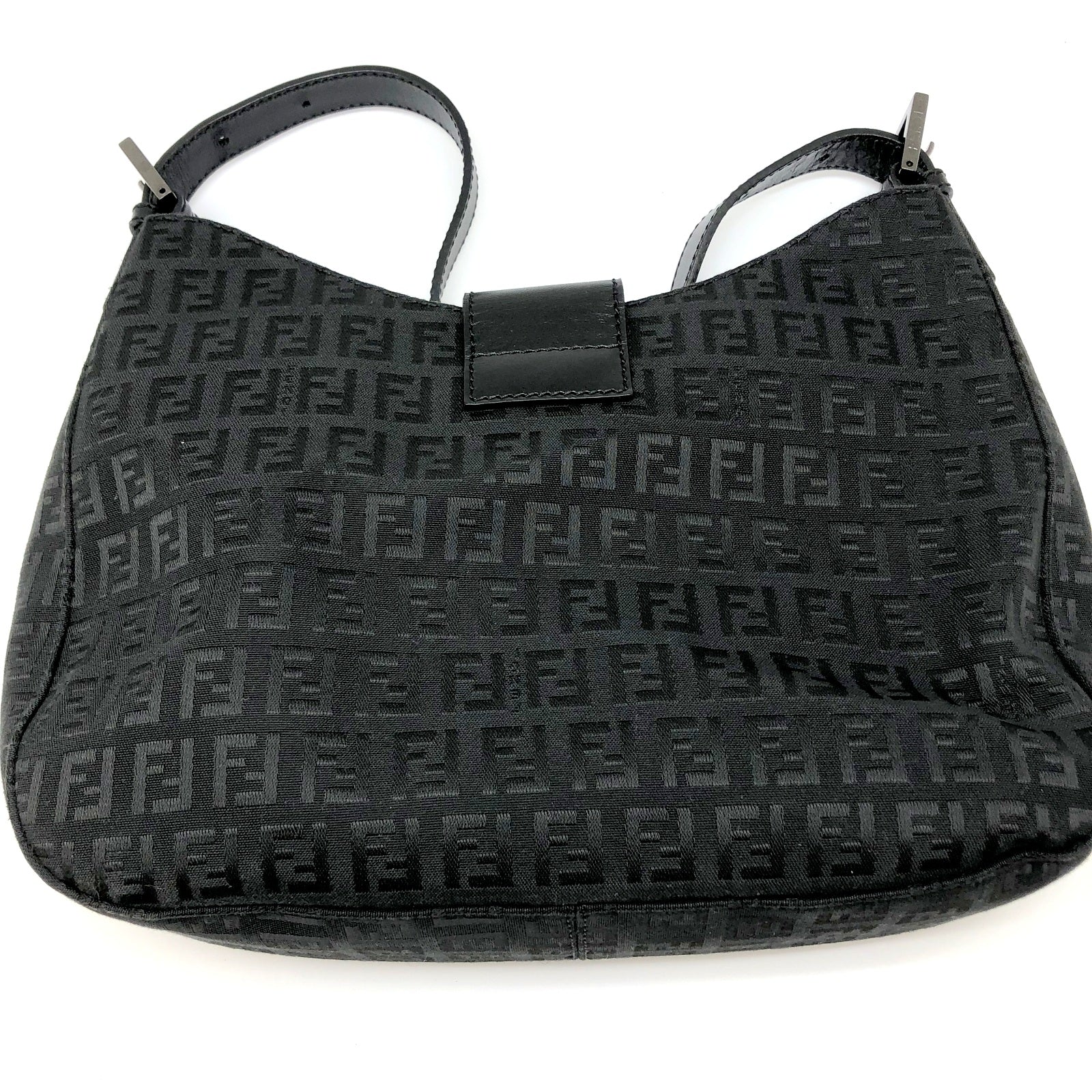 FENDI ショルダーバッグ ズッキーノ