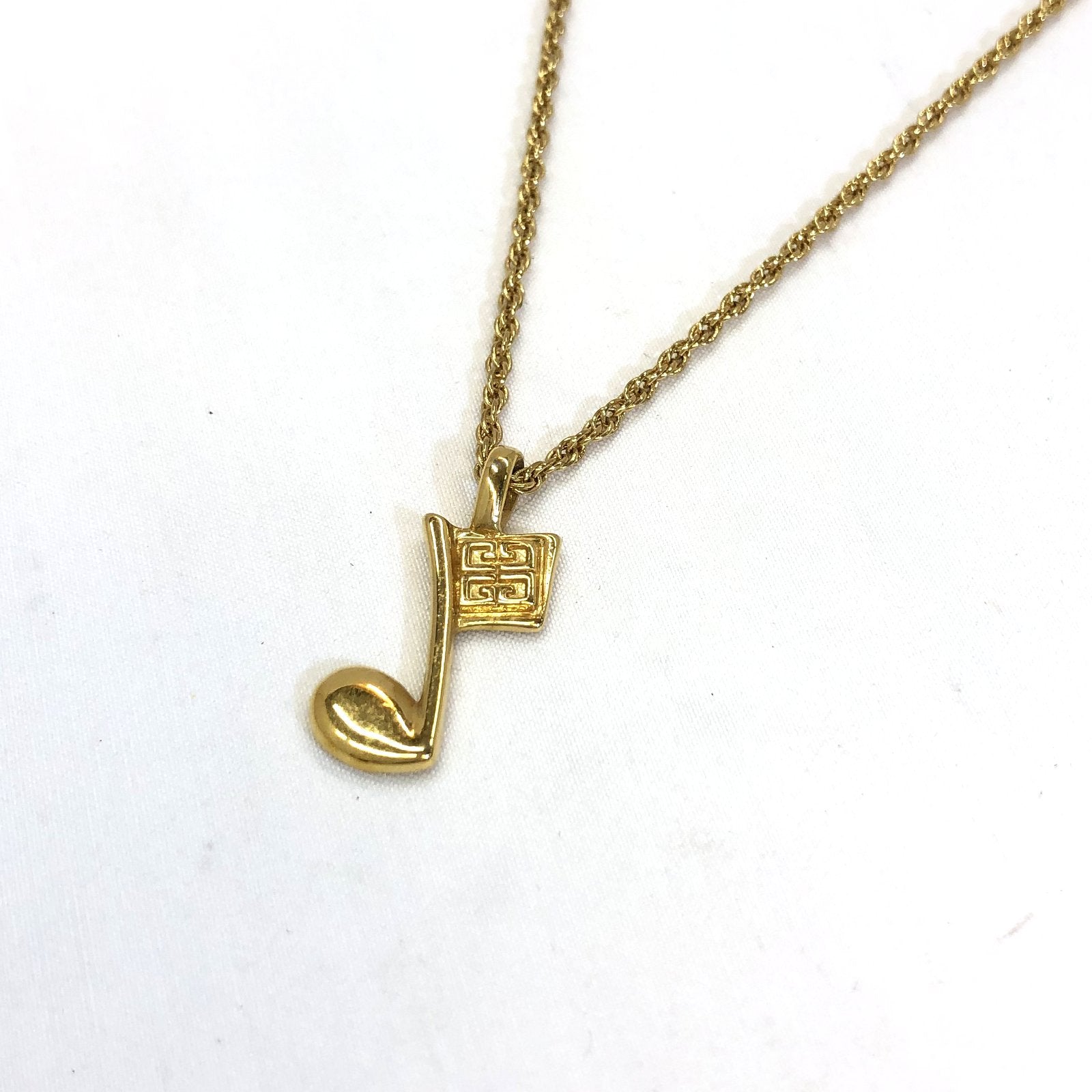 GIVENCHY ネックレス