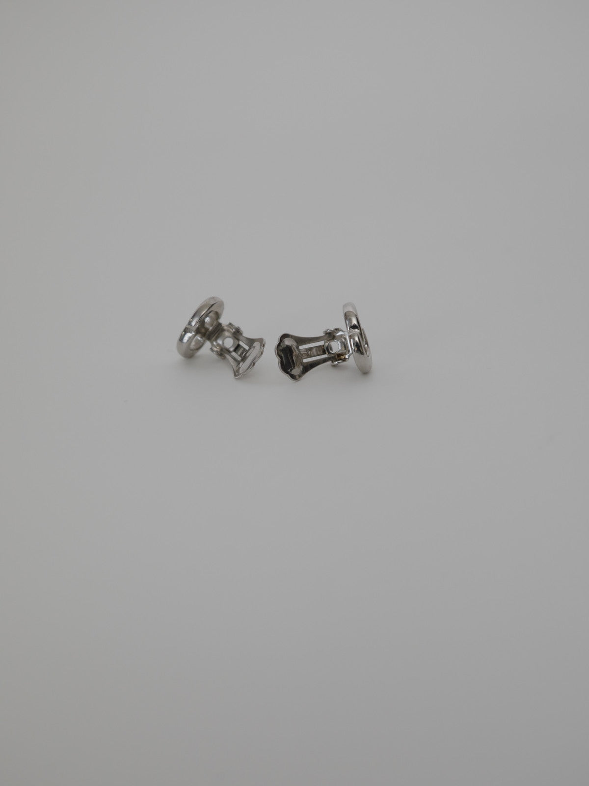 Christian Dior CDロゴイヤリング