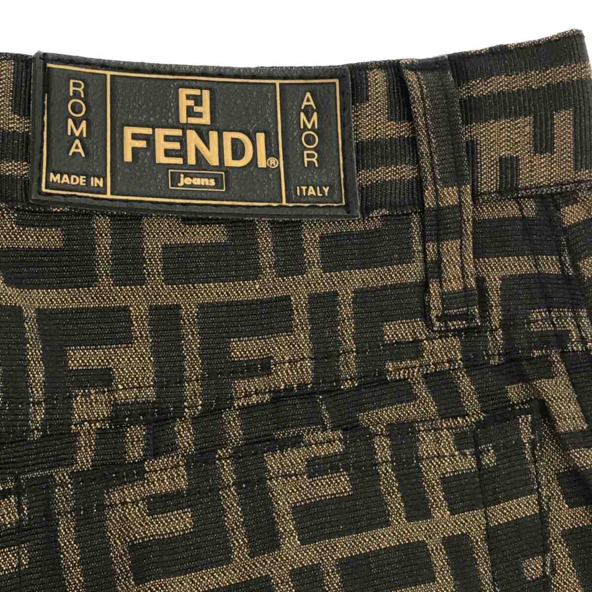 FENDI ズッカ柄 パンツ