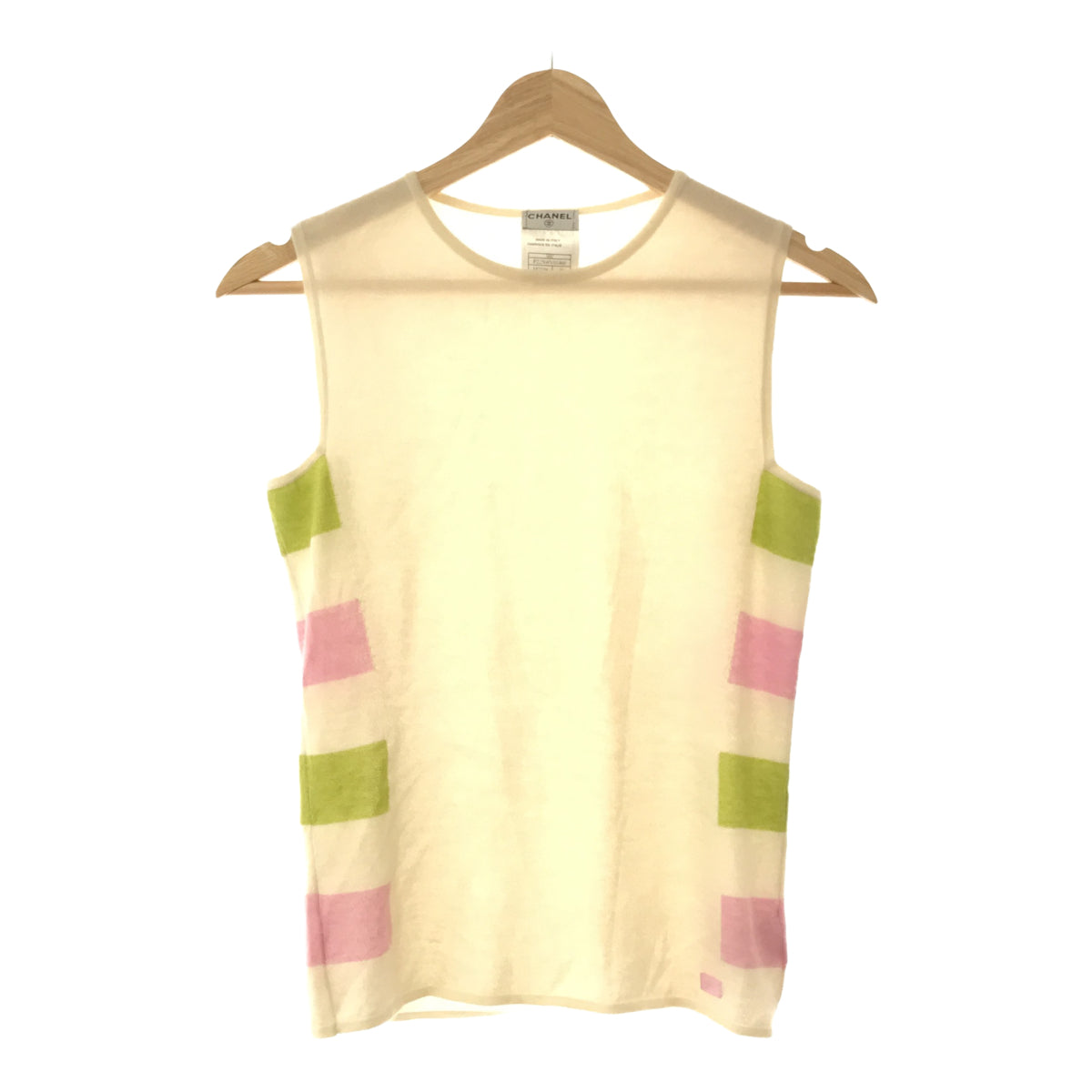 CHANEL カシミヤノースリーブ