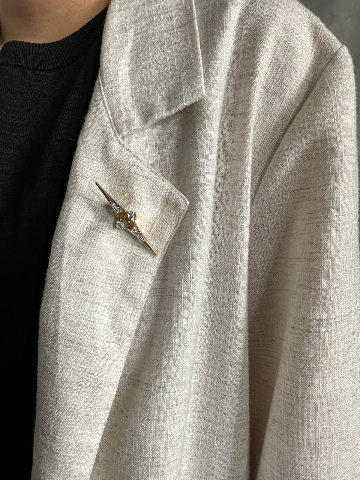 GIVENCHY ブローチ