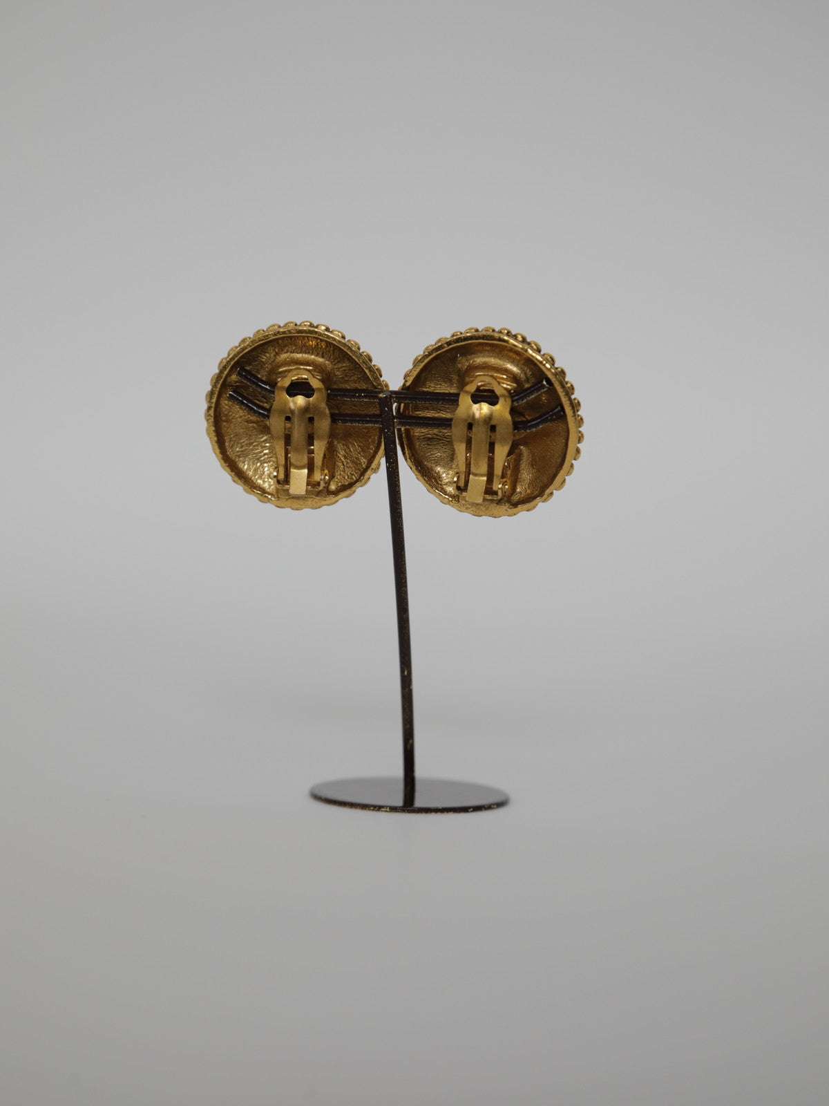 CHANEL イヤリング 23