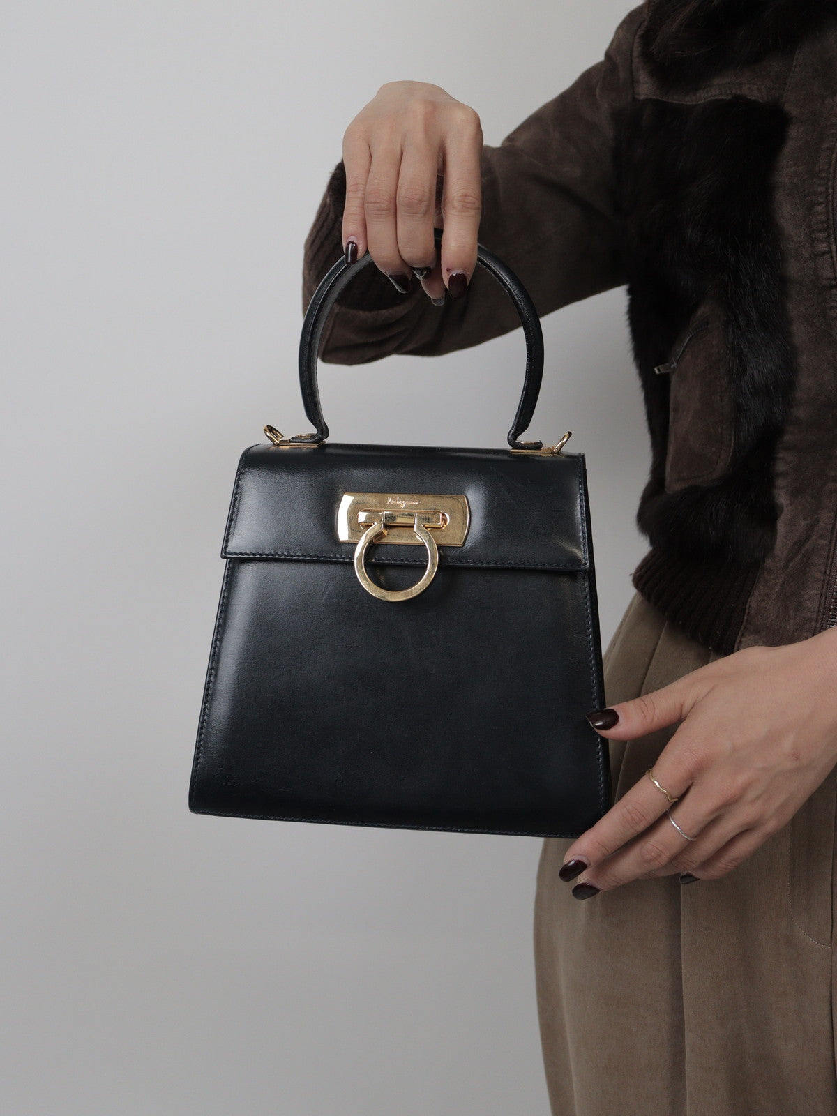 Salvatore Ferragamo ガンチーニ 2WAYハンドバッグ