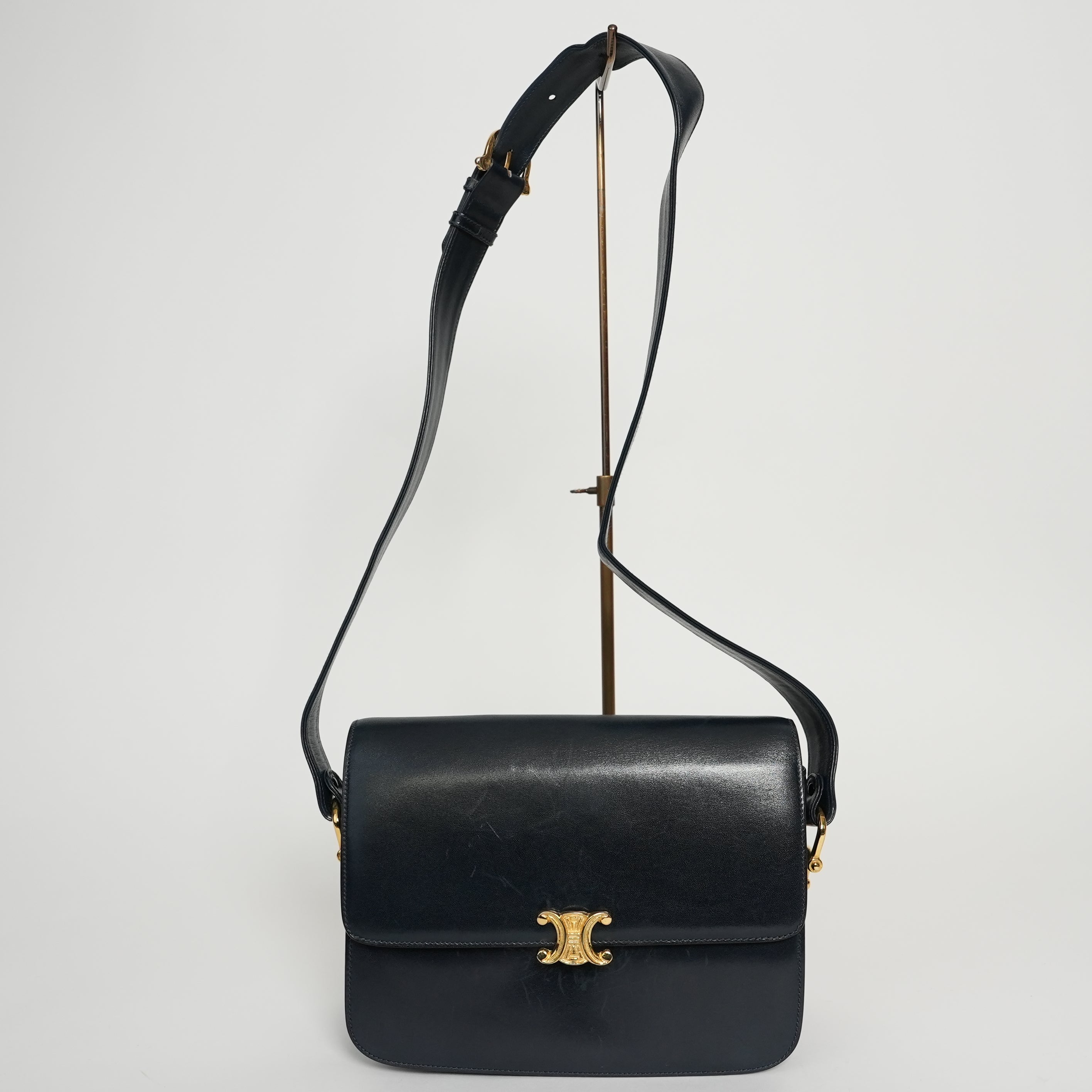 CELINE トリオンフ ショルダーバッグ