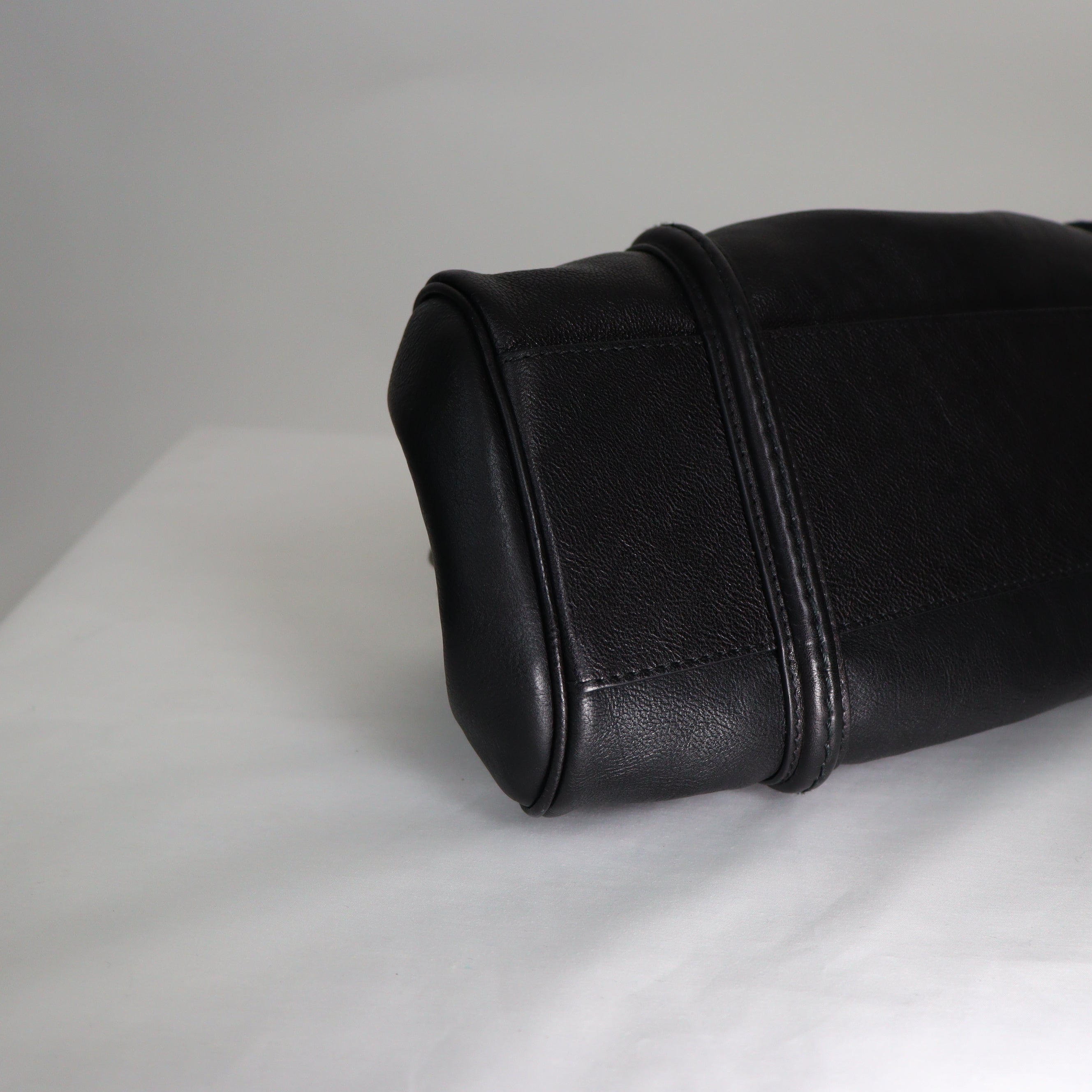 Christian Dior メタルプレート ハンドバッグ