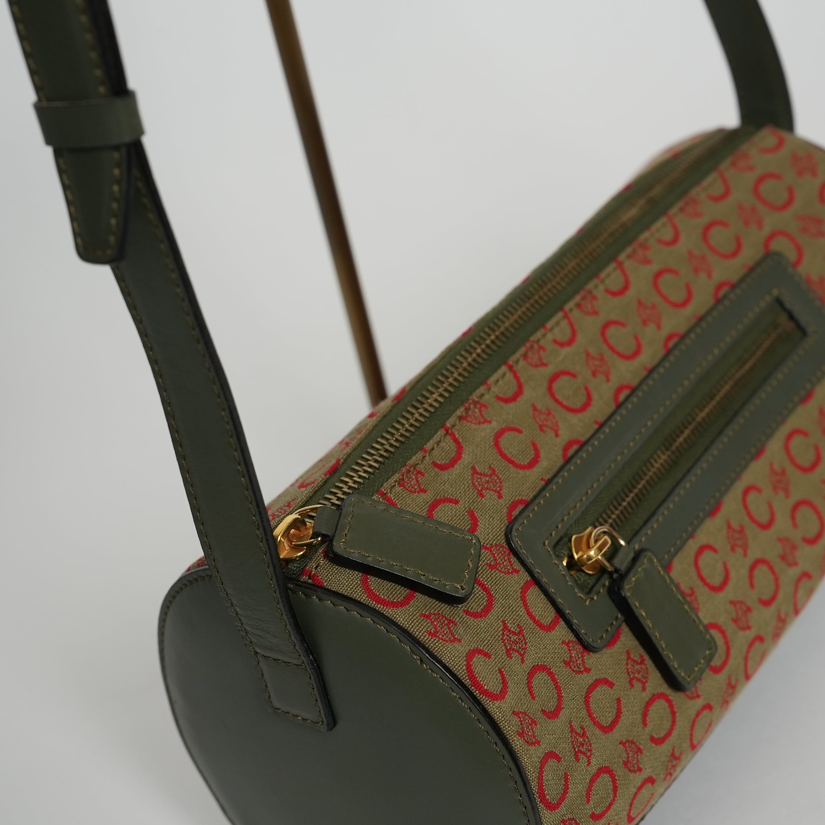 CELINE Cサルキー ショルダーバッグ