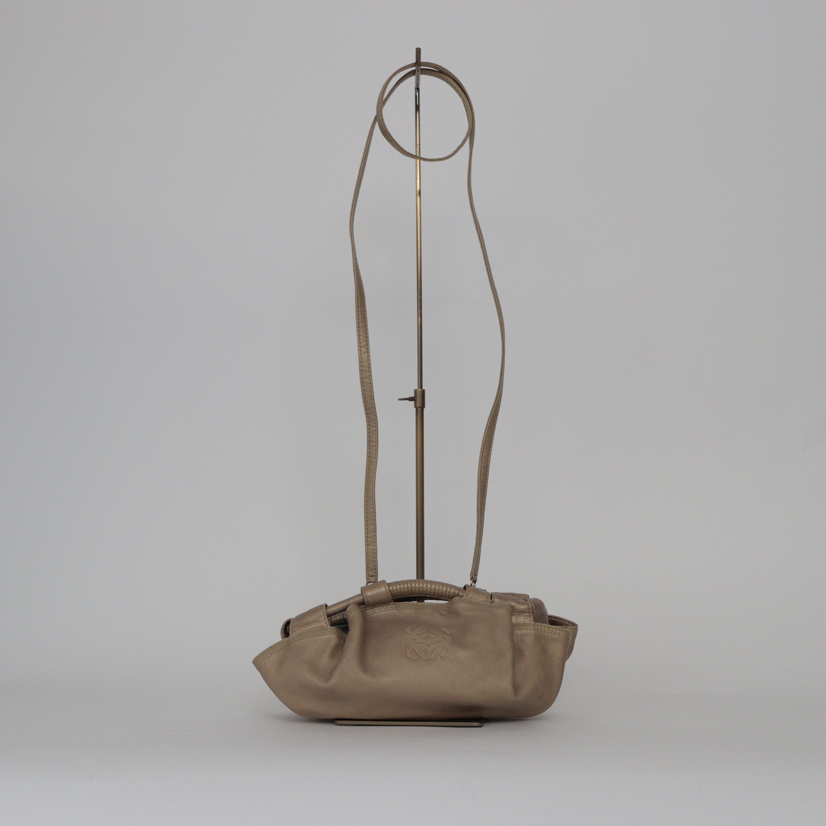 LOEWE ナッパアイ ショルダーバッグ