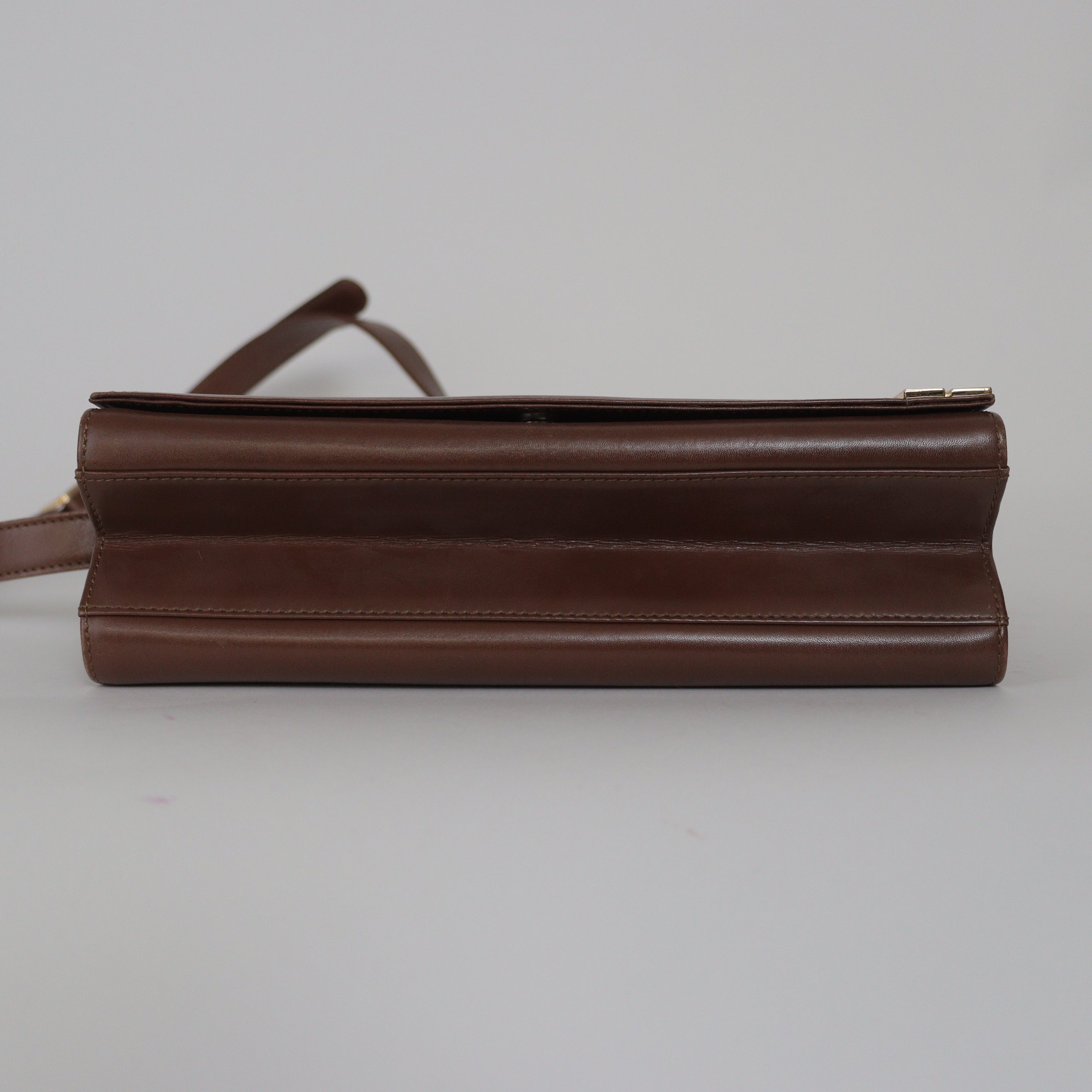 GIVENCHY レザー ショルダーバッグ