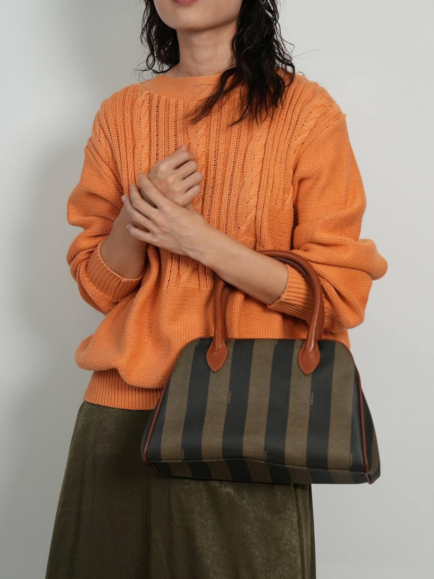 FENDI ペカン ハンドバッグ