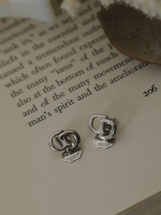 Christian Dior CDロゴイヤリング