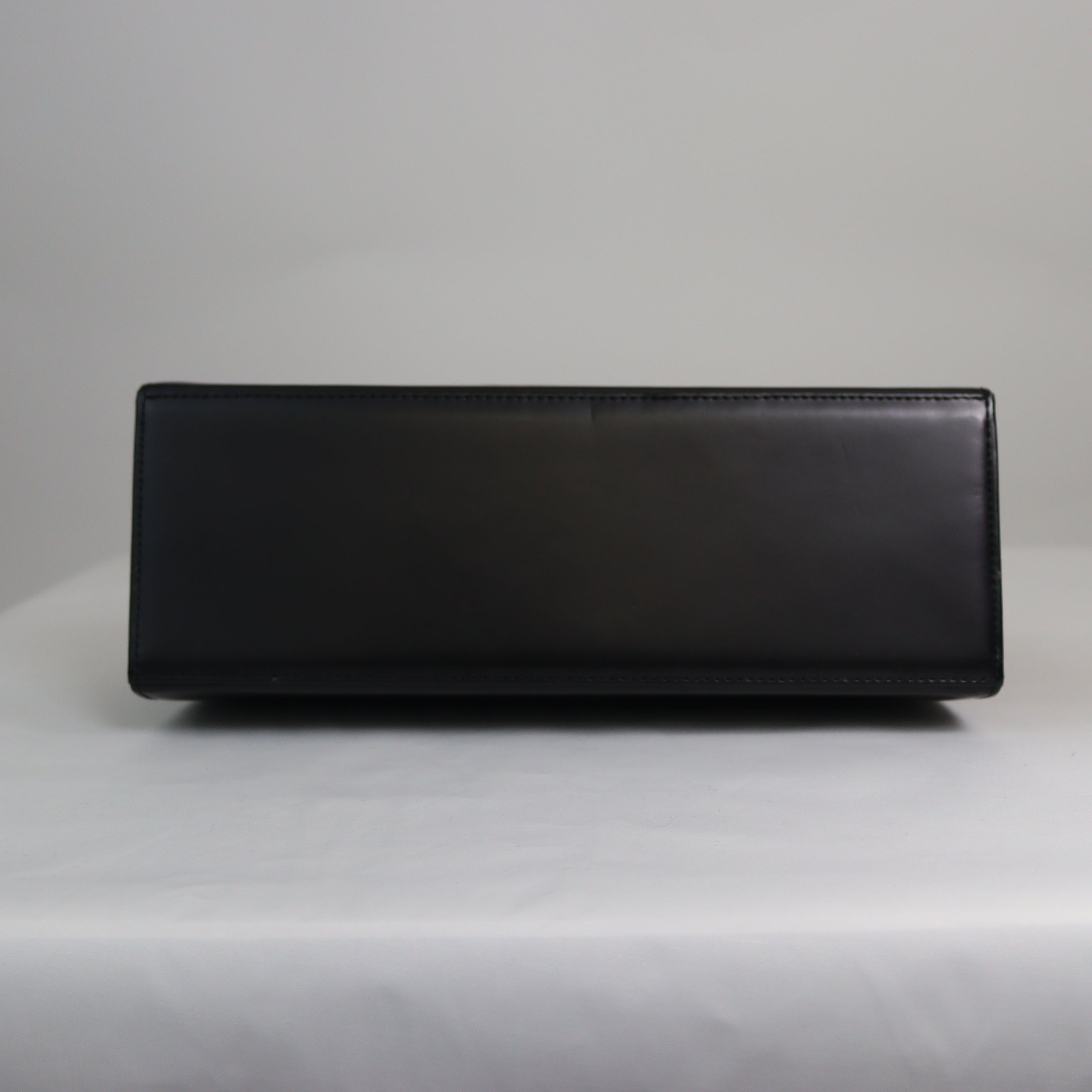 YVES SAINT LAURENT ハンドバッグ