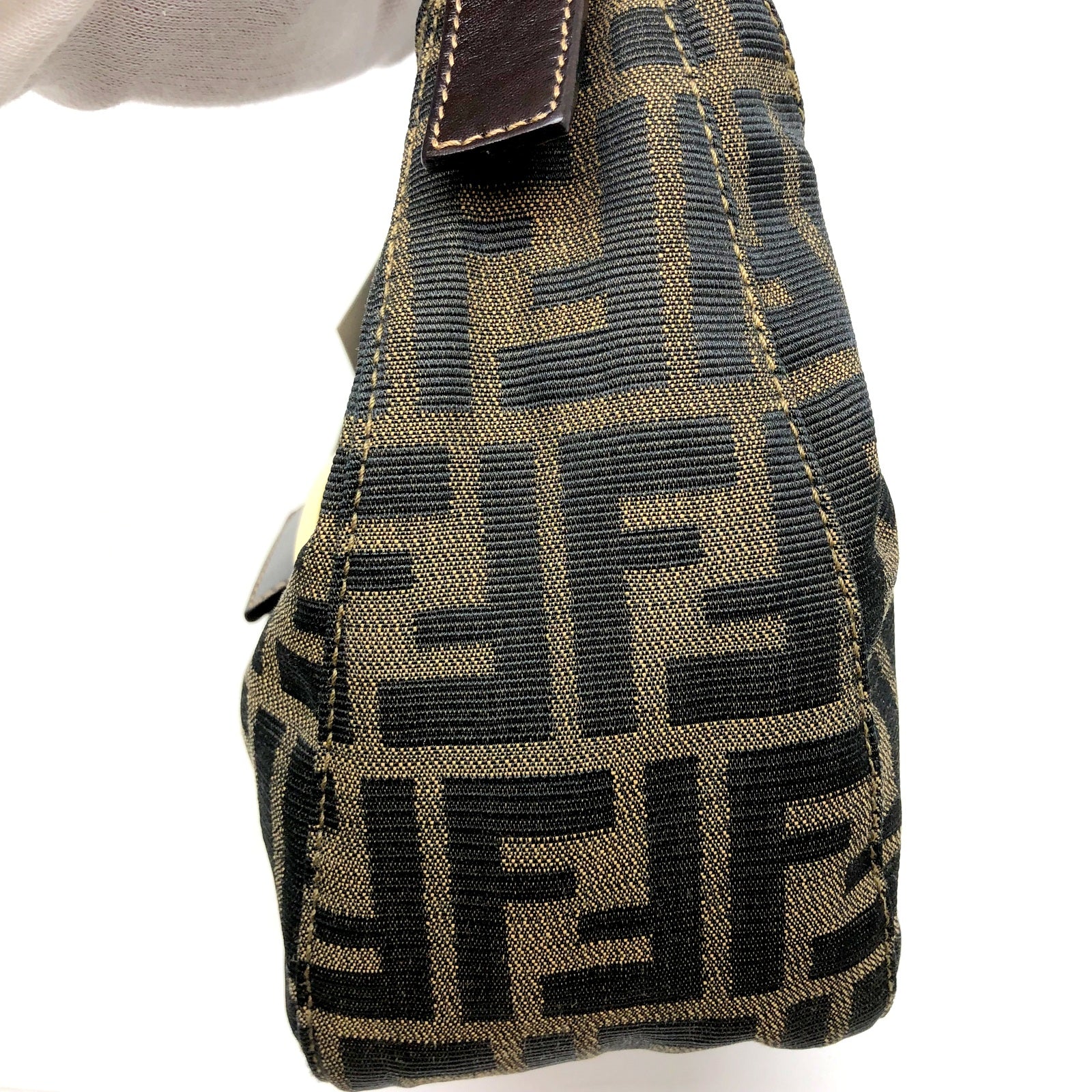 FENDI ミニショルダーバッグ ズッカ柄