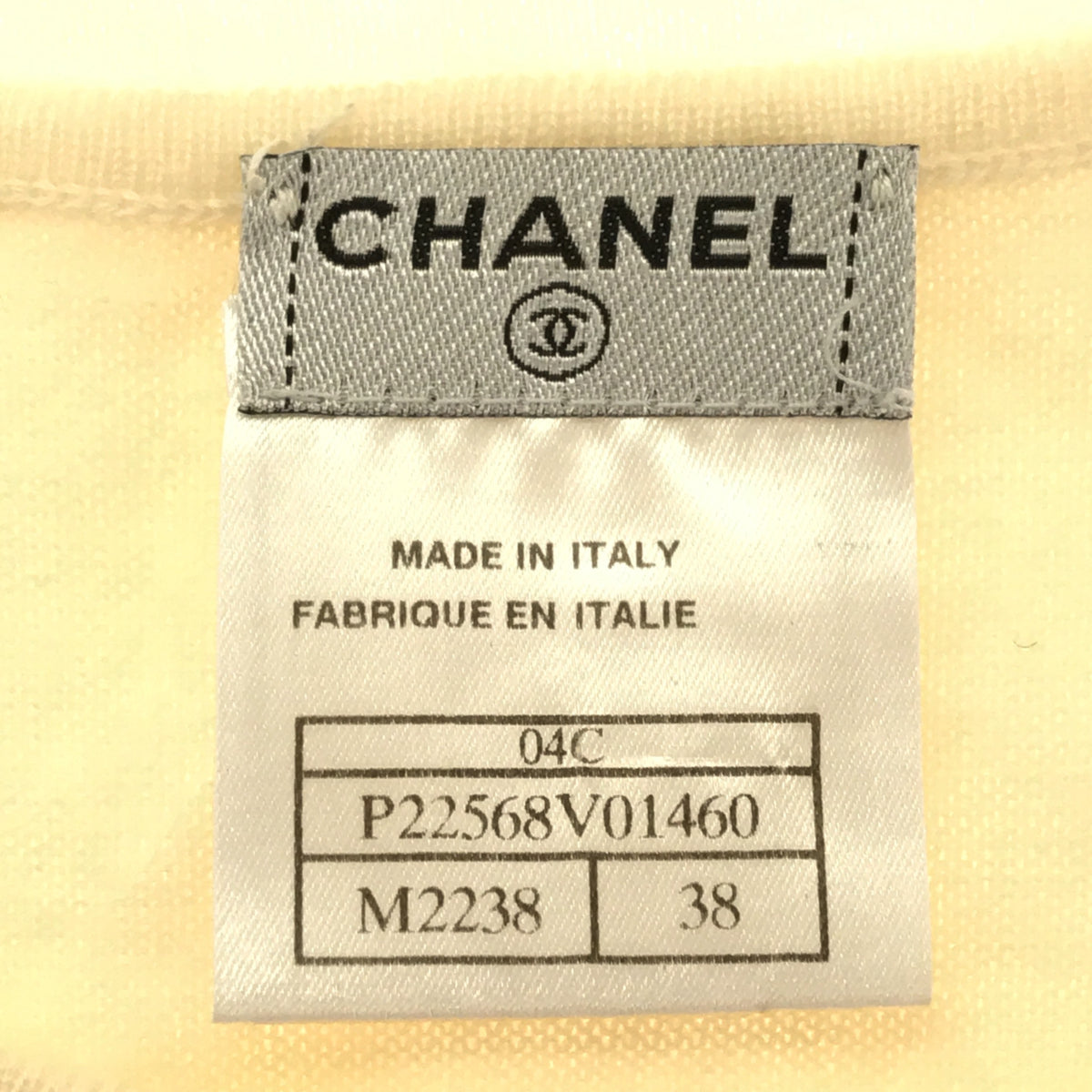 CHANEL カシミヤノースリーブ