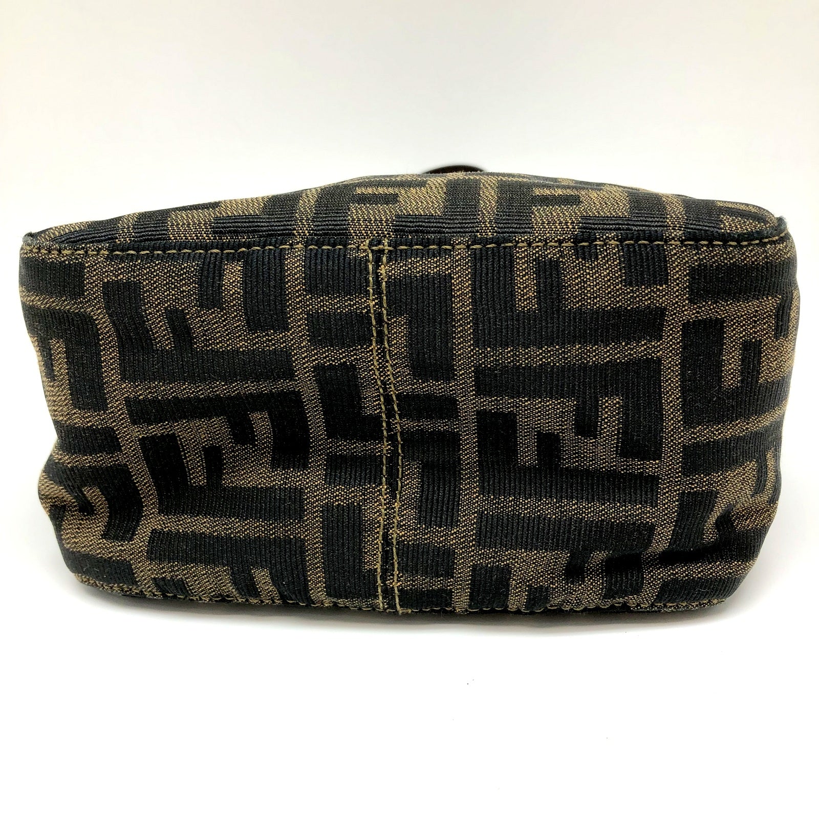 FENDI ミニショルダーバッグ ズッカ柄