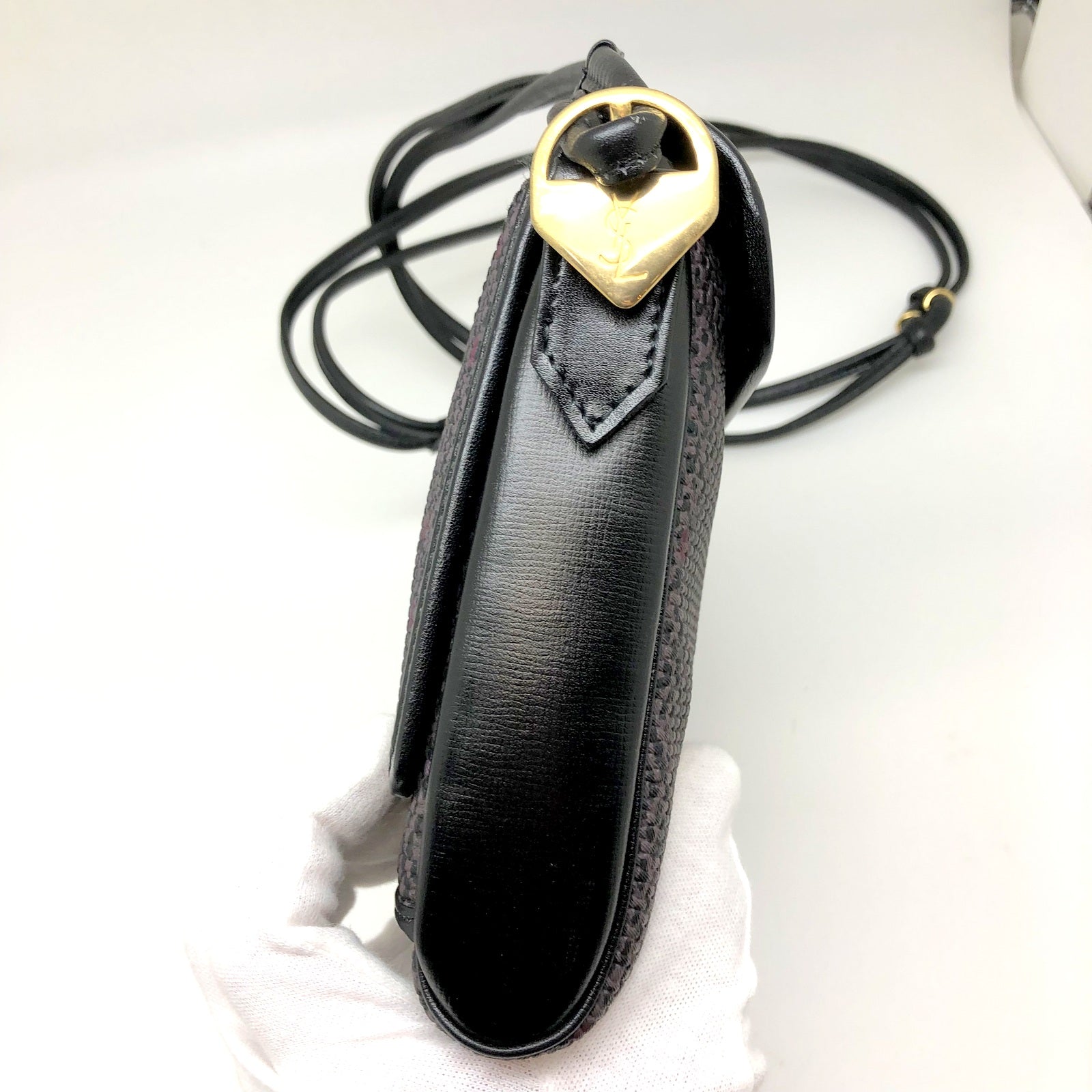 YVES SAINT LAURENT ショルダーバッグ