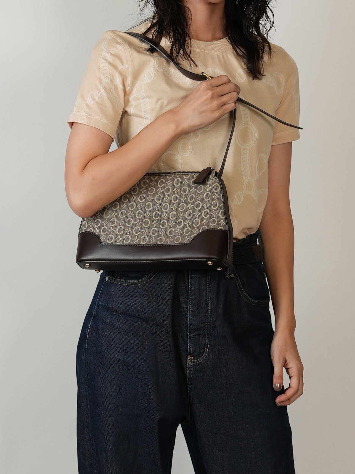 CELINE Cマカダム ショルダーバッグ