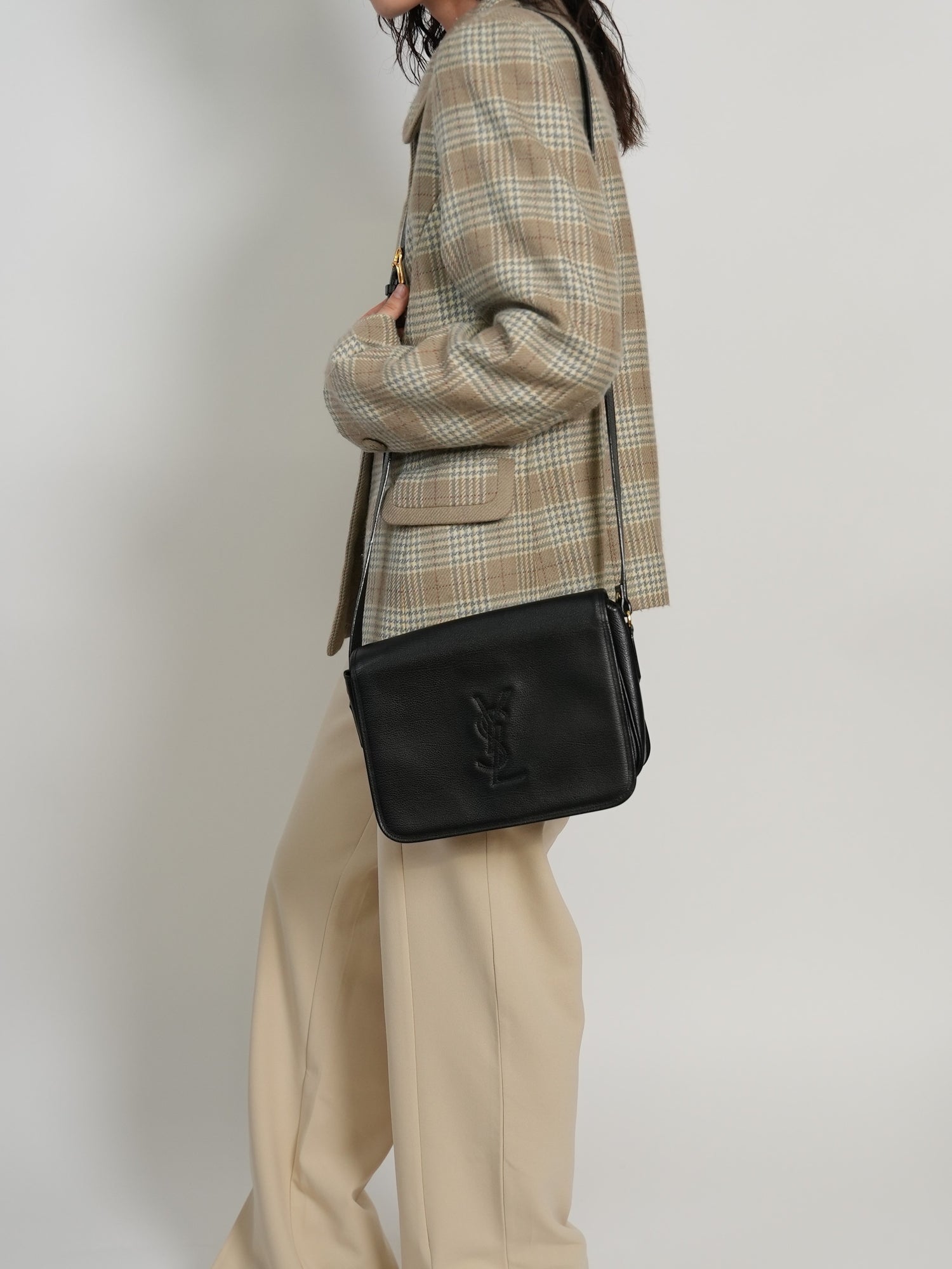 シュルダーバッグ