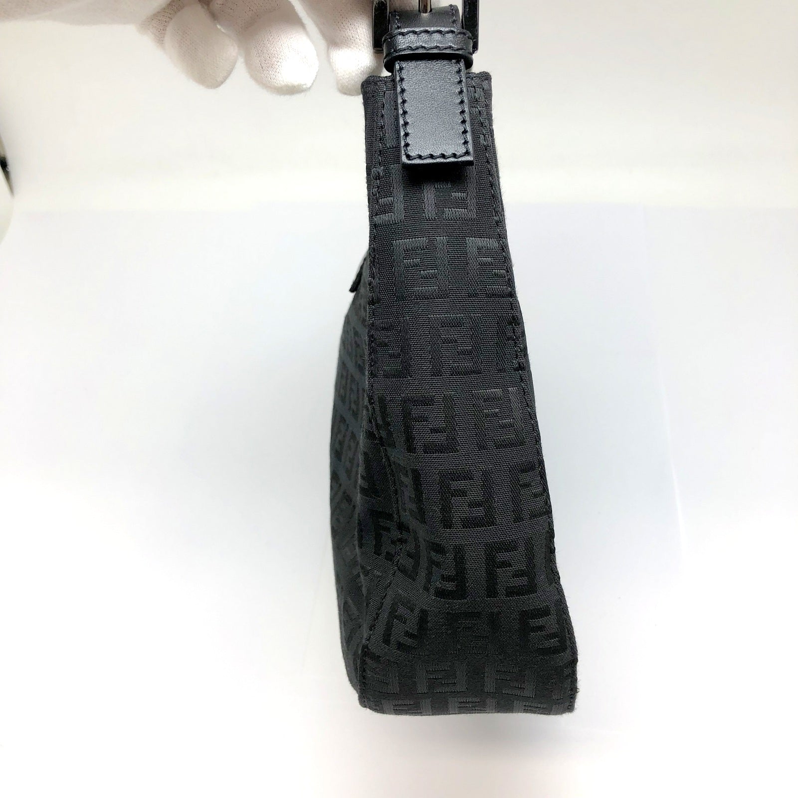 FENDI ショルダーバッグ ズッキーノ