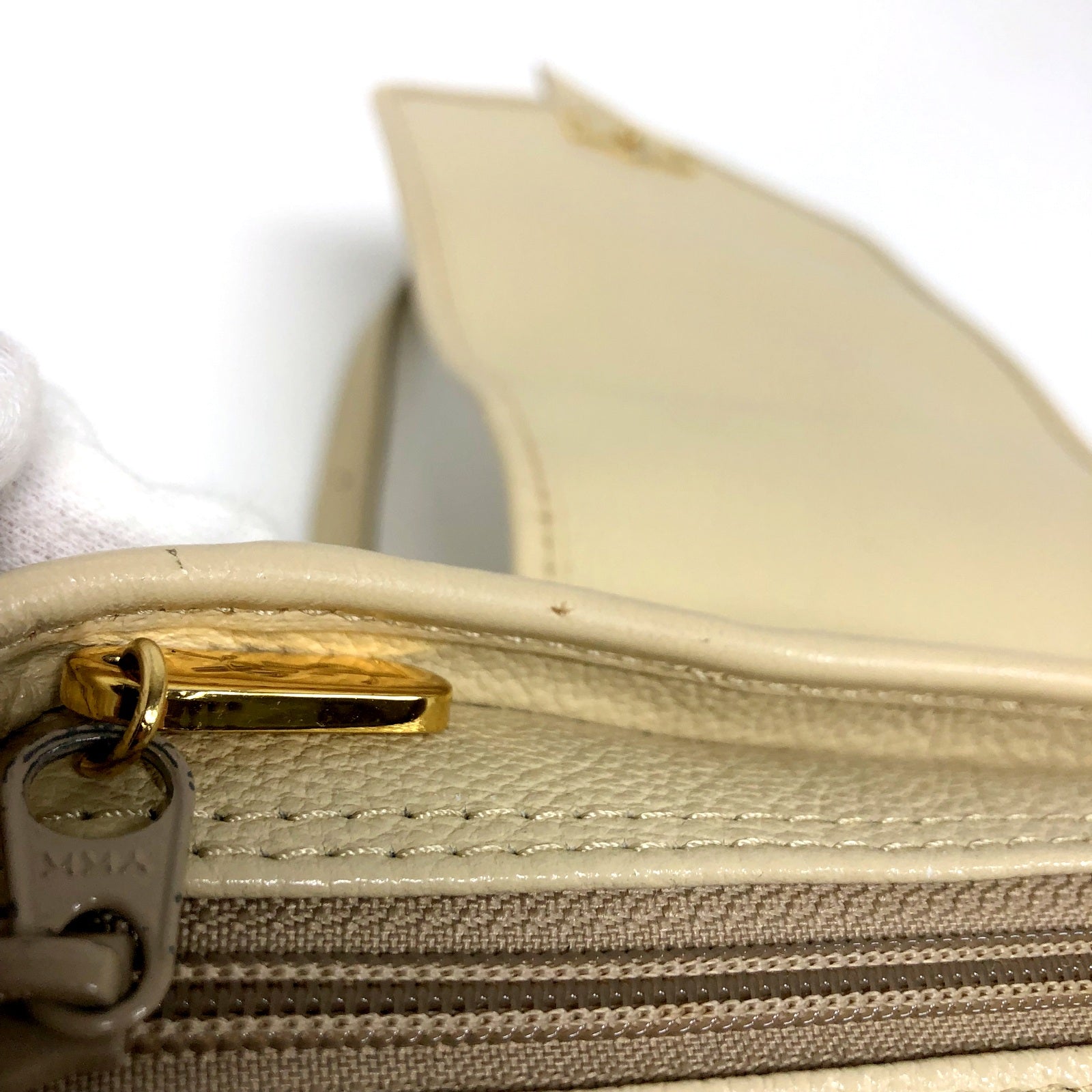 YVES SAINT LAURENT ショルダーバッグ