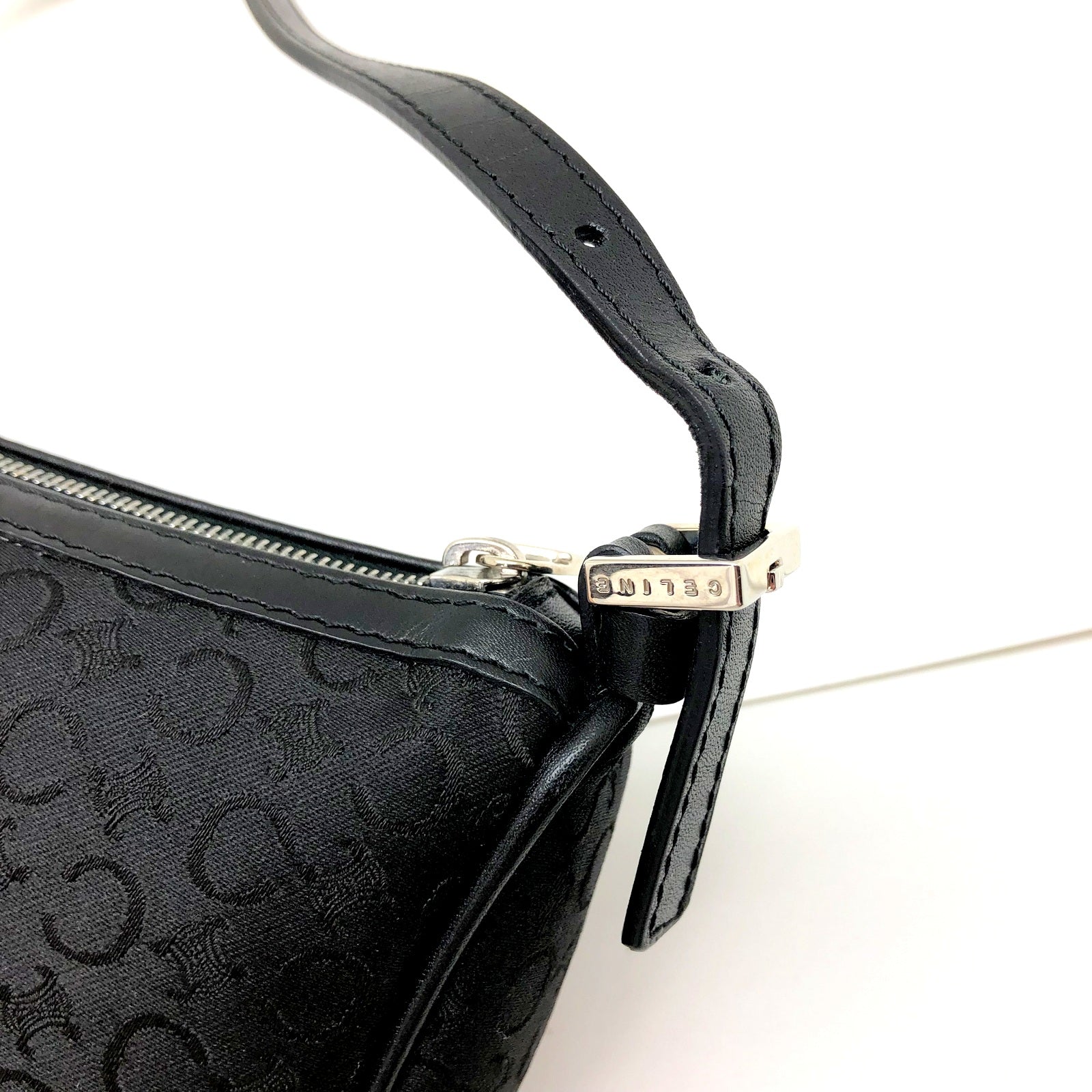 CELINE ショルダーバッグ Cマカダム