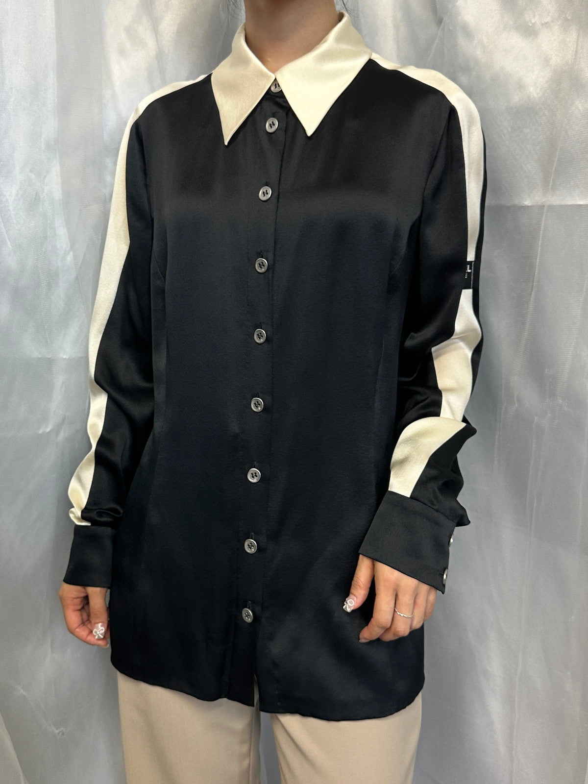 CHANEL バイカラーシルクシャツ
