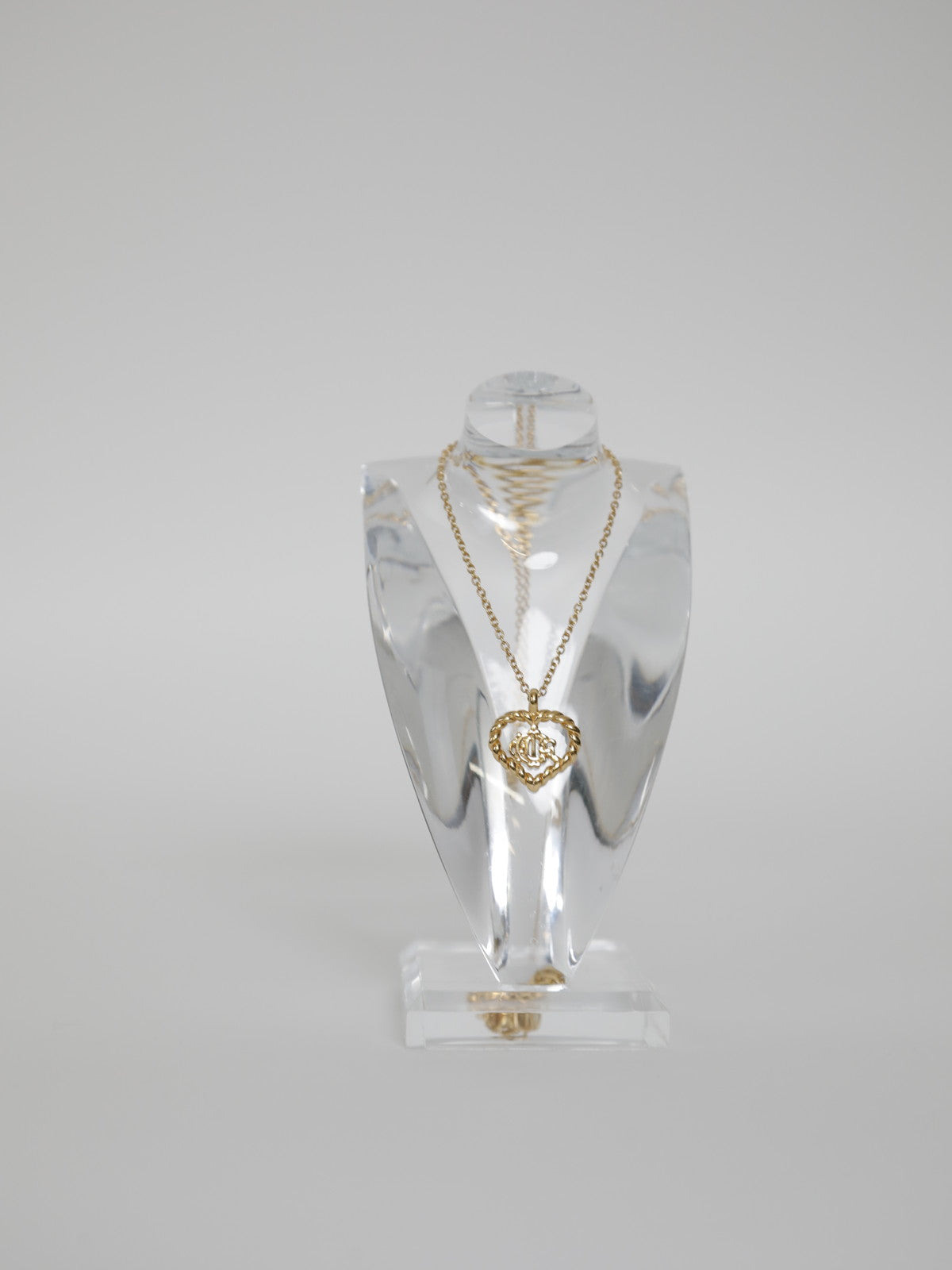 Christian Dior ロゴハートネックレス