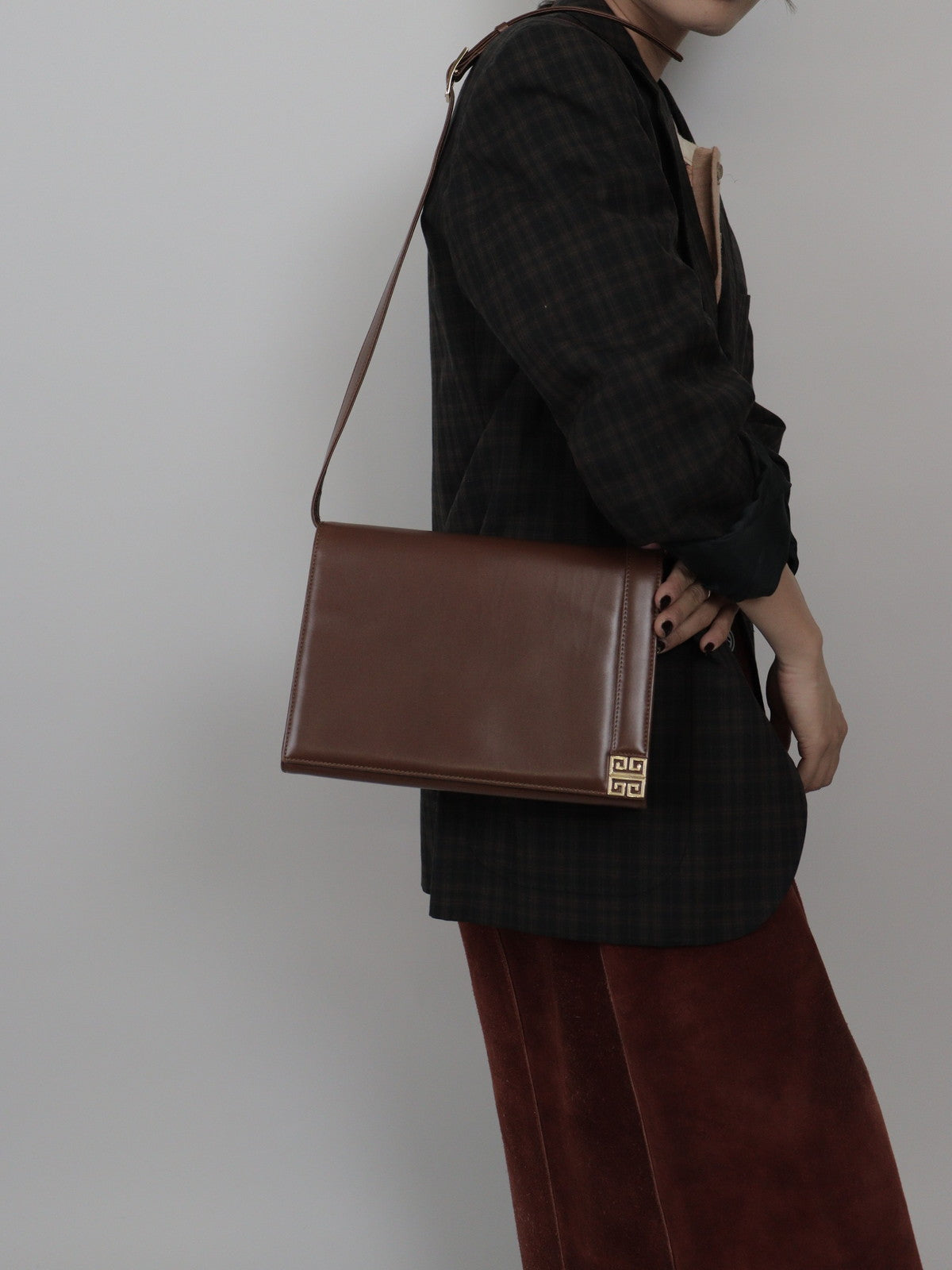 GIVENCHY レザー ショルダーバッグ