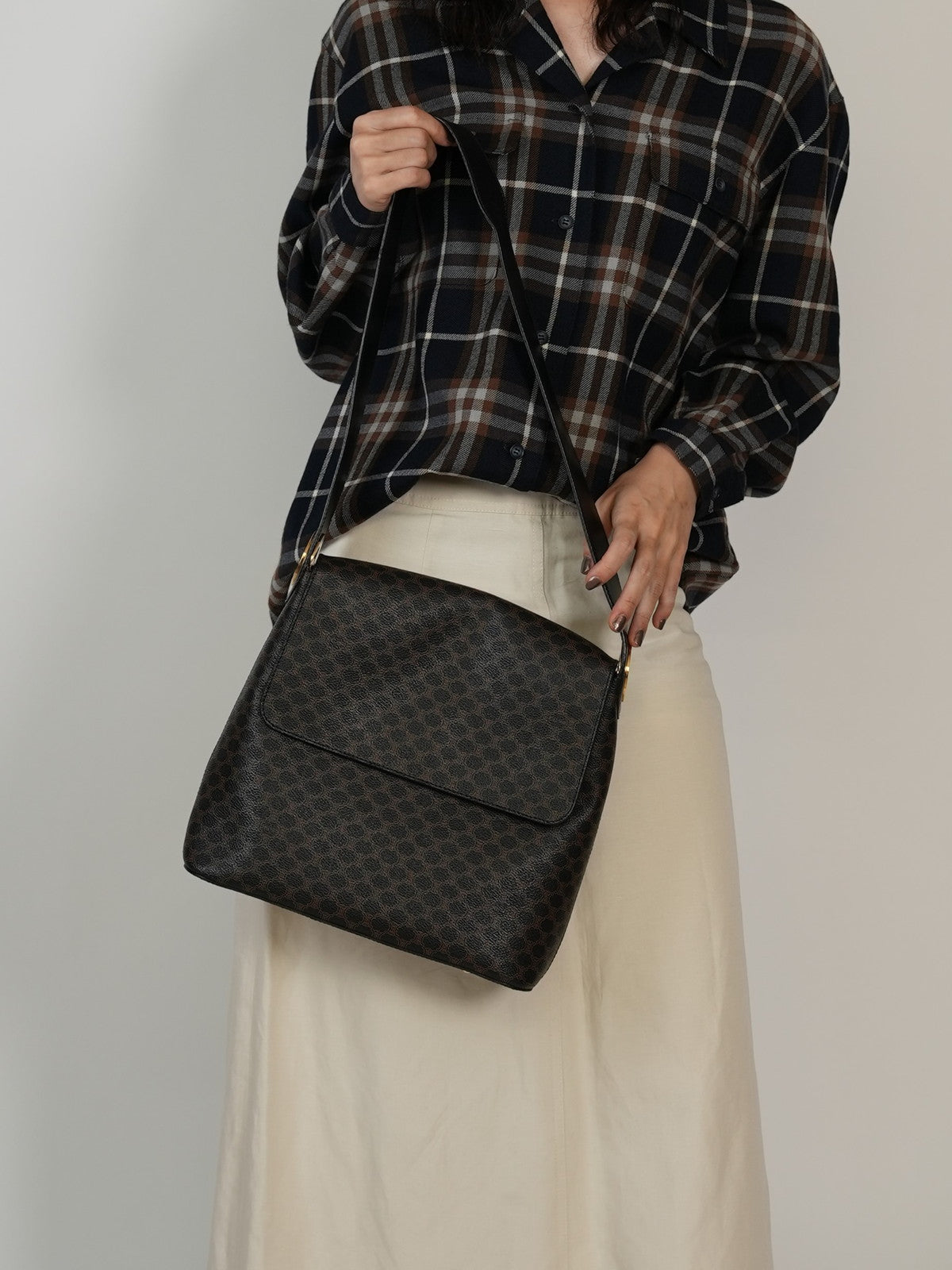 CELINE サークルロゴ ワンショルダー