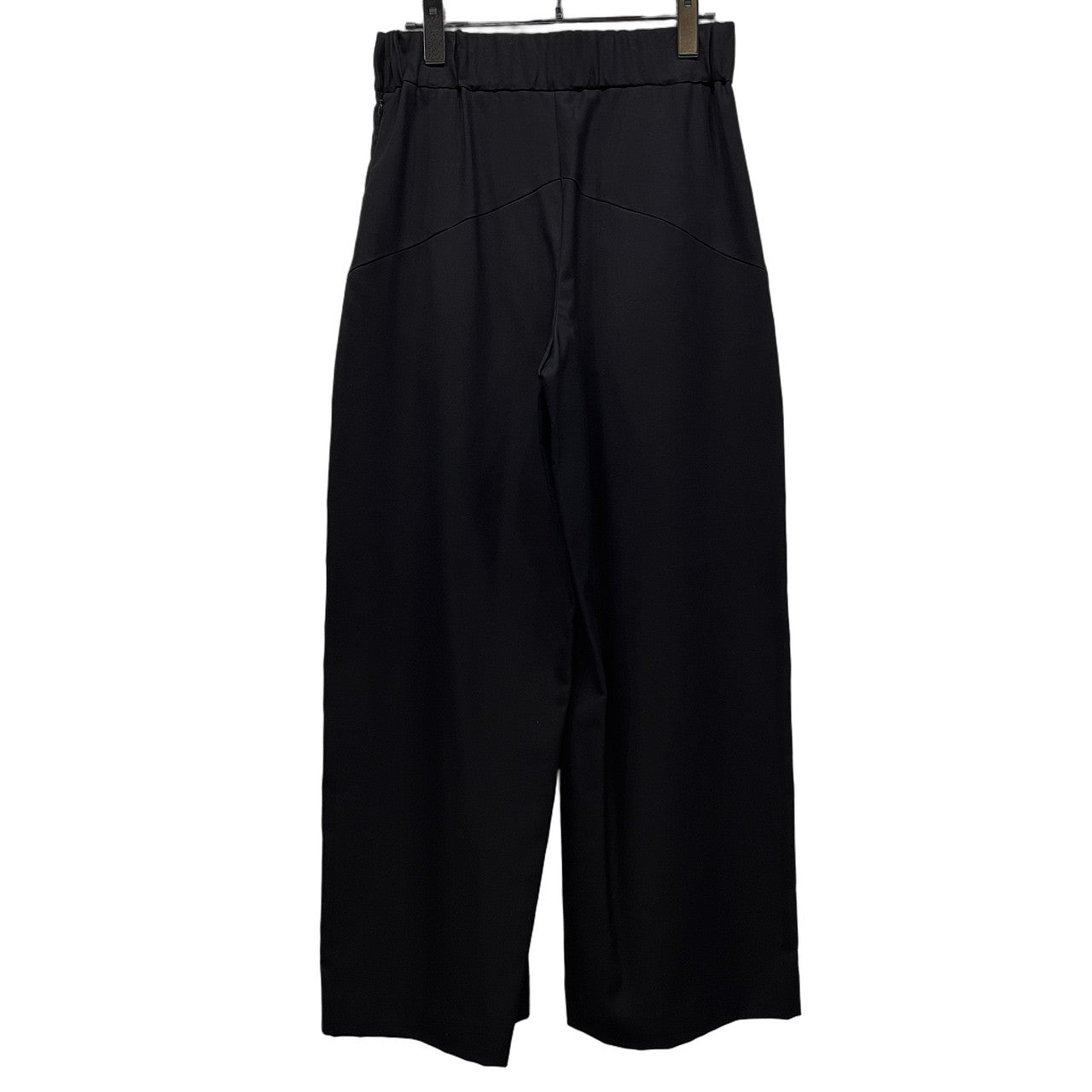 ISSEY MIYAKE 17AW ウールギャバジンウエストゴムシャーリングワイドストレートパンツ ボトムス イッセイイミヤケ レディース