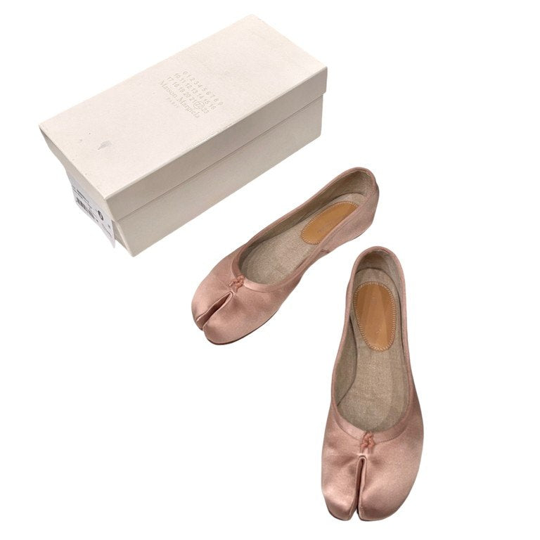 Maison Margiela 22 22AW Satin Tabi サテンタビバレエシューズ 足袋 バレリーナ フラット ダスティローズ パンプス 靴 クツ 定価93,500円 メゾンマルジェラ レディース