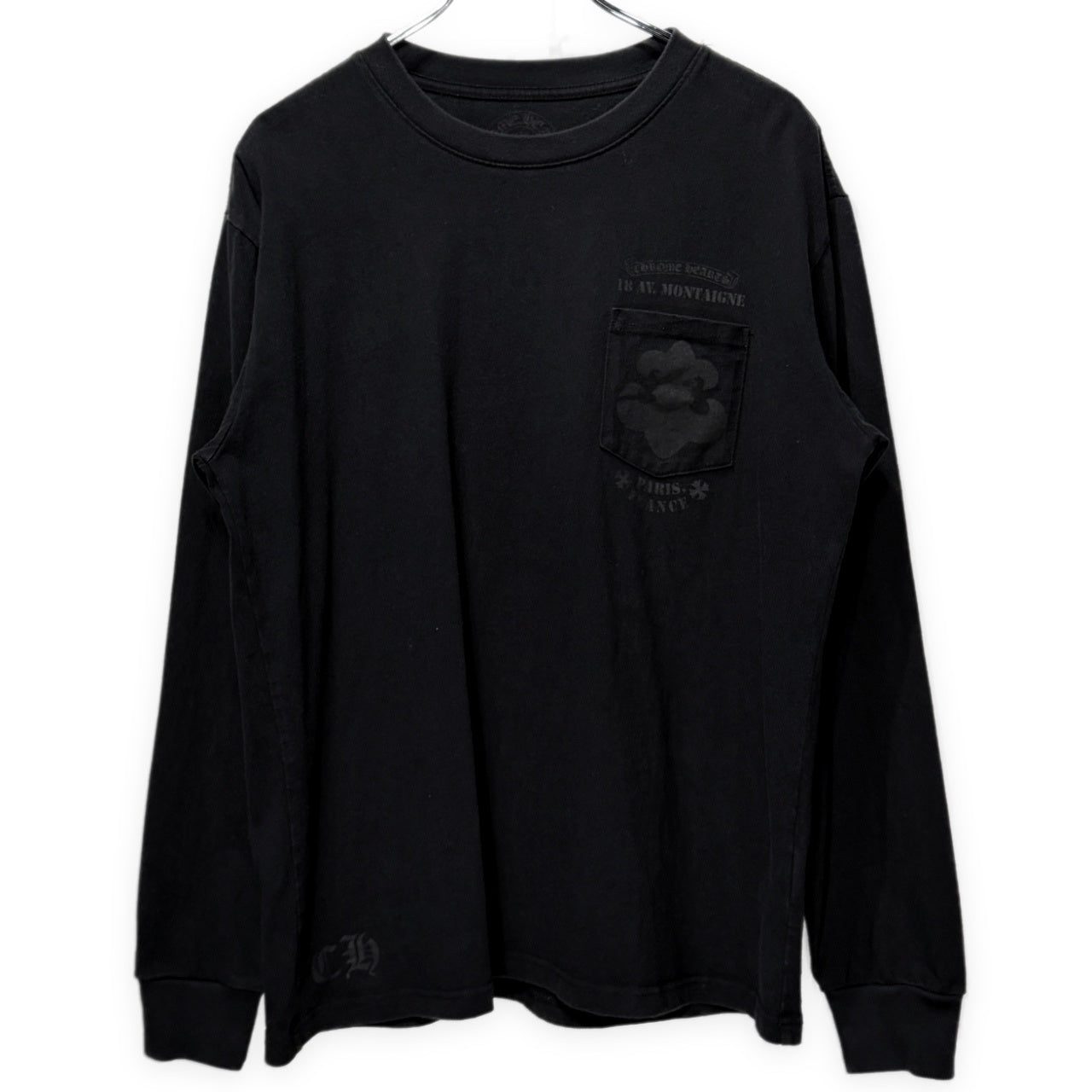 CHROME HEARTS 18 AV. Montaigne L S Tee Long Sleeve パリ直営店限定 BSフレアスクロールラベルプリント袖リブポケットTシャツ カットソー トップス CHロゴ 長袖 クロムハーツ メンズ